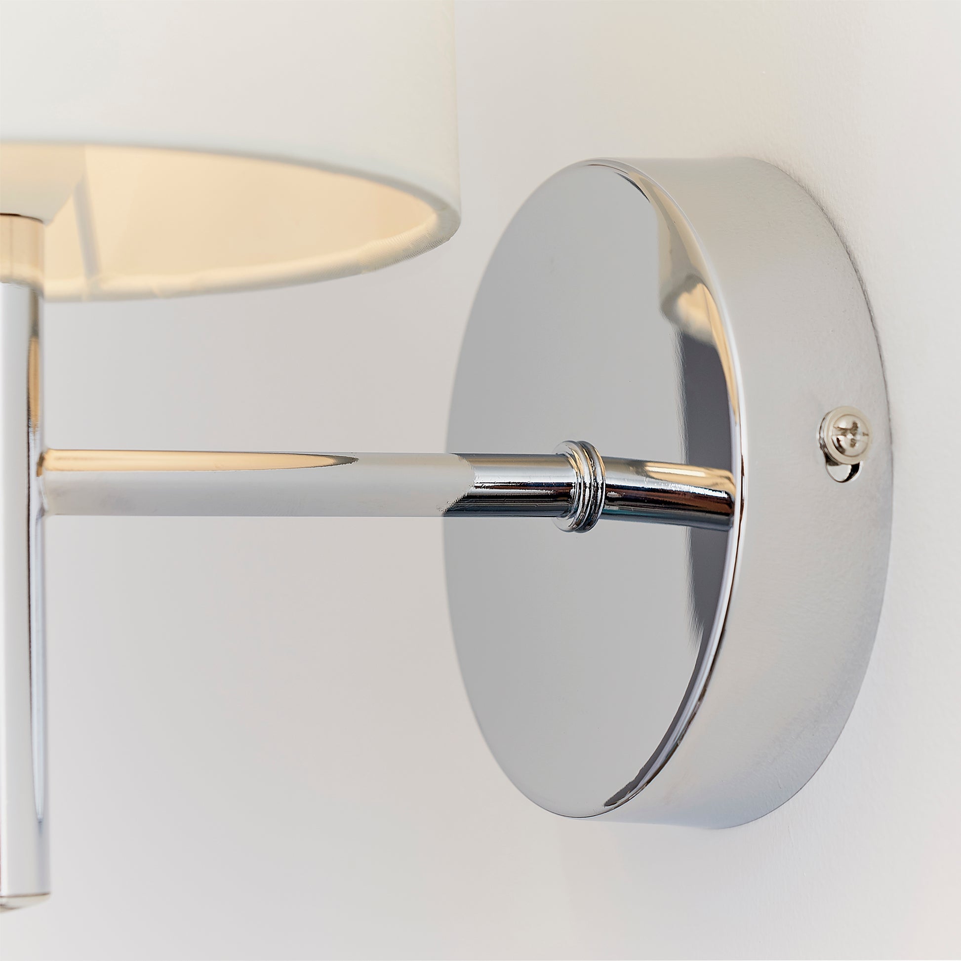 Brio Wall Light