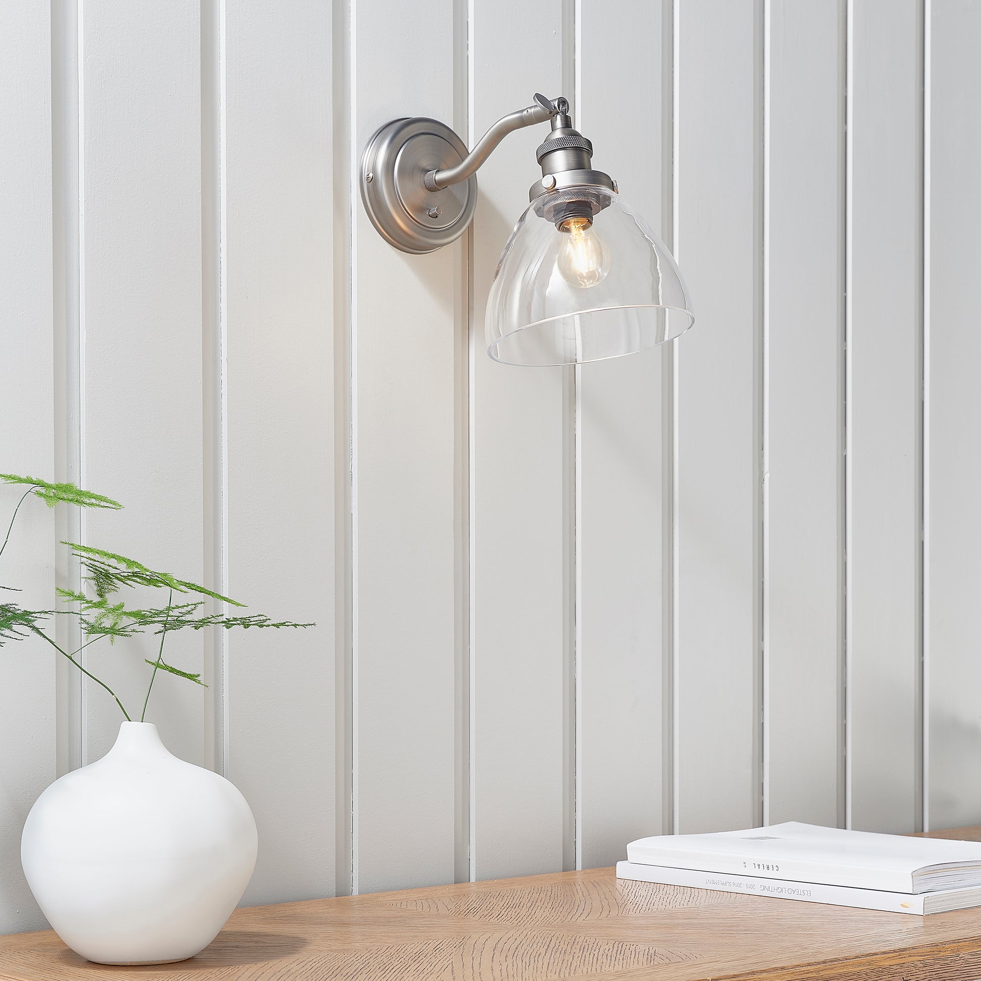 Hansen Wall Light