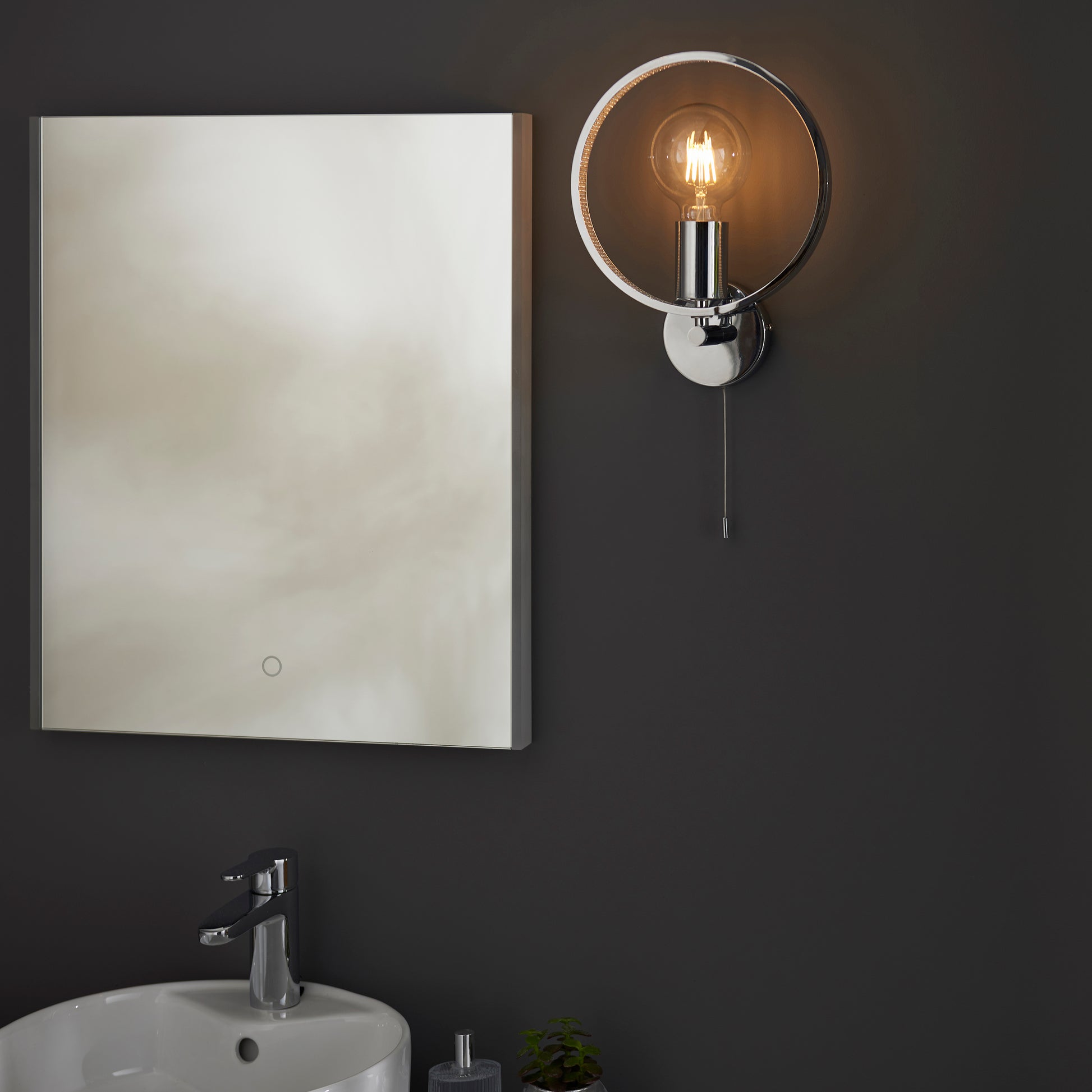 Merola Bathroom Wall Light, Chrome