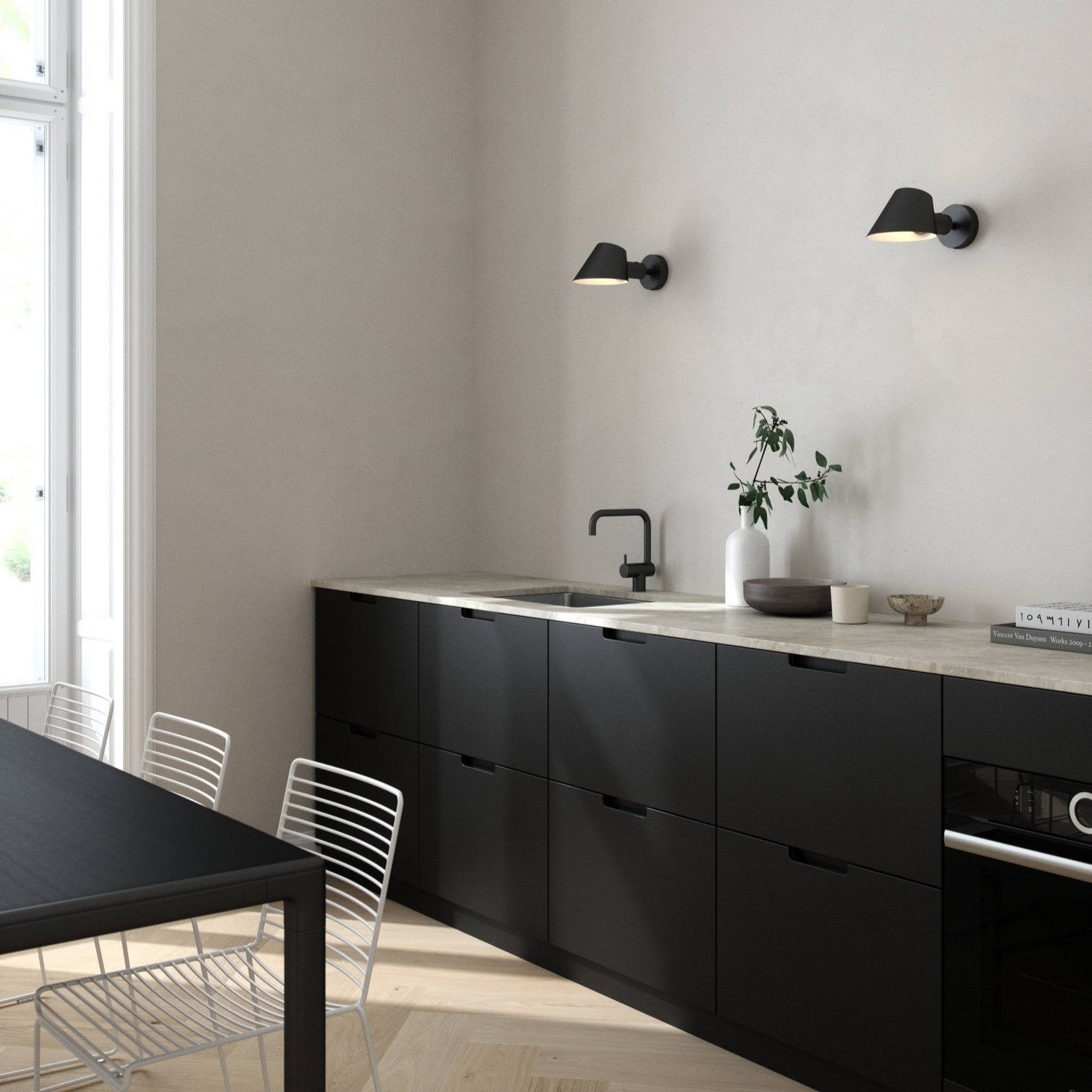 Stay Wall Light, Black