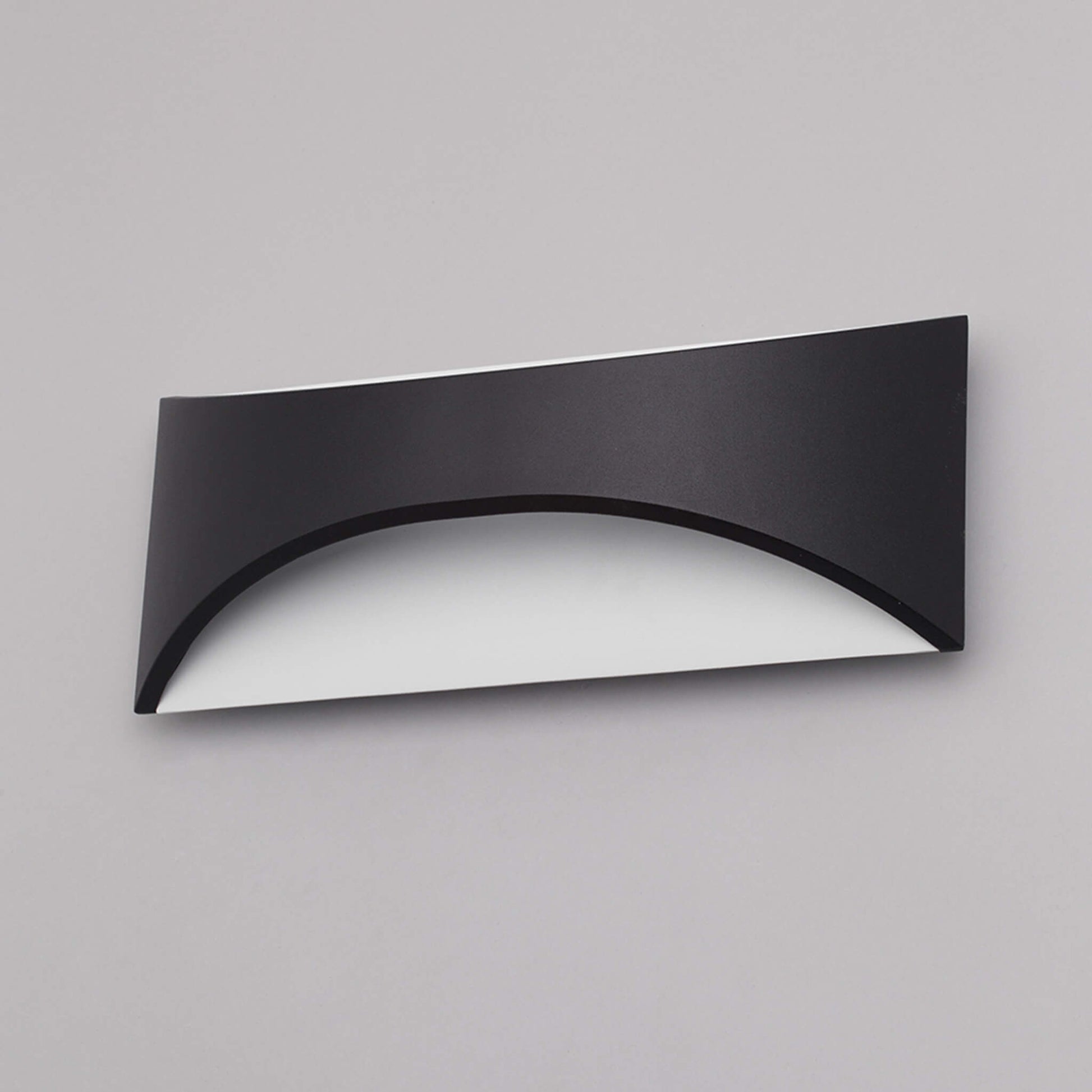 Lars 22 LED Wall Light
