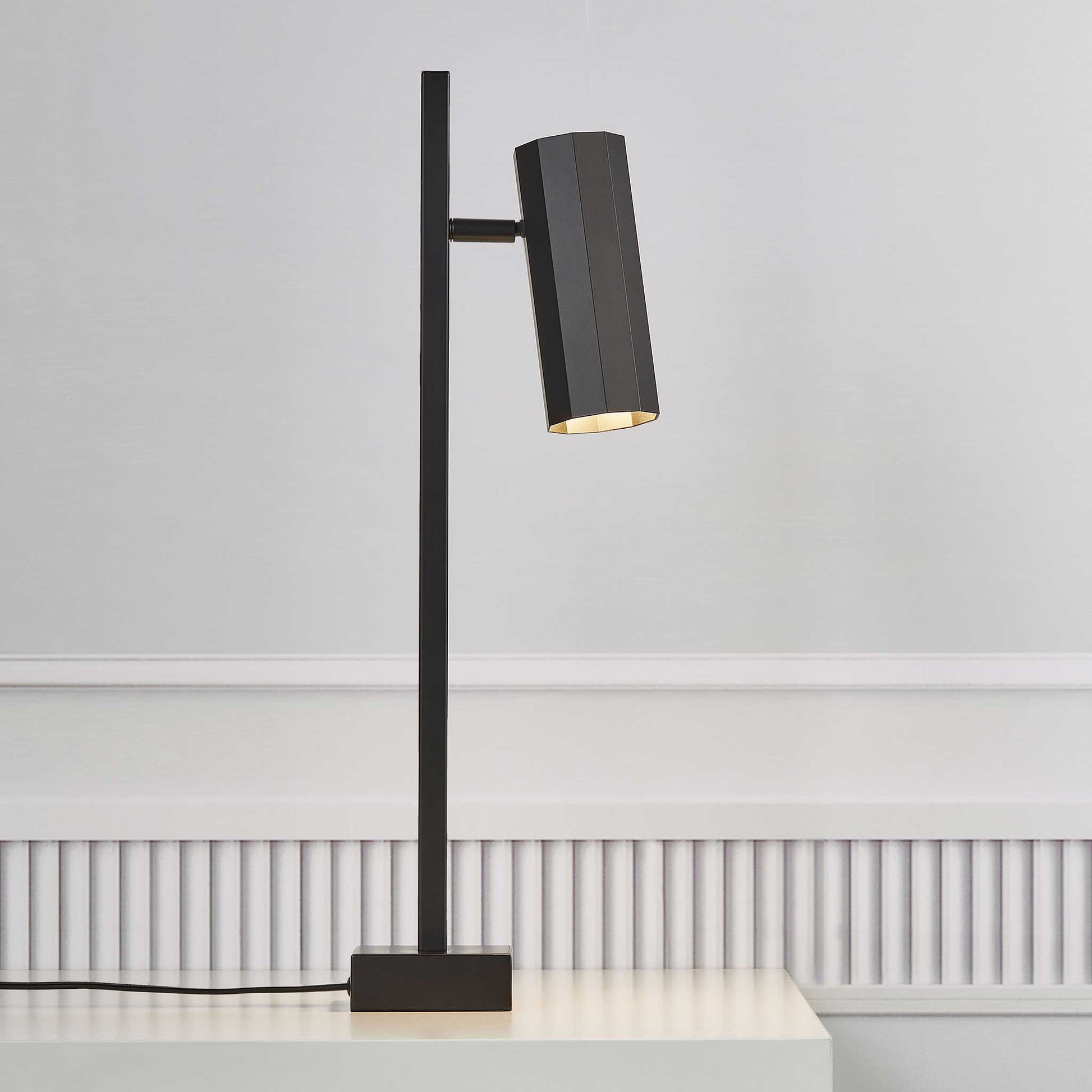 Alanis Table Lamp, Black