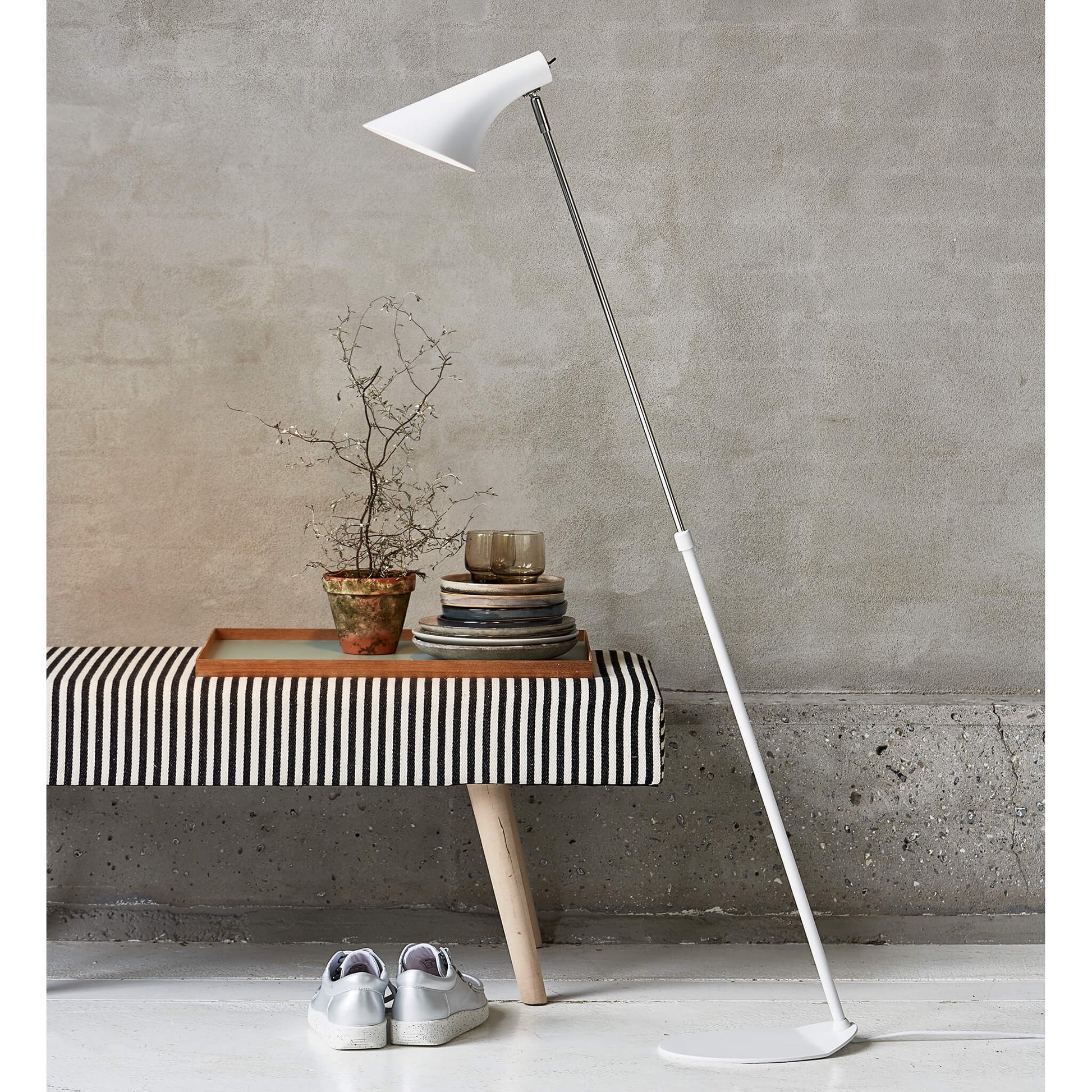 Nordlux Vanila Floor Lamp - White-Lampsy