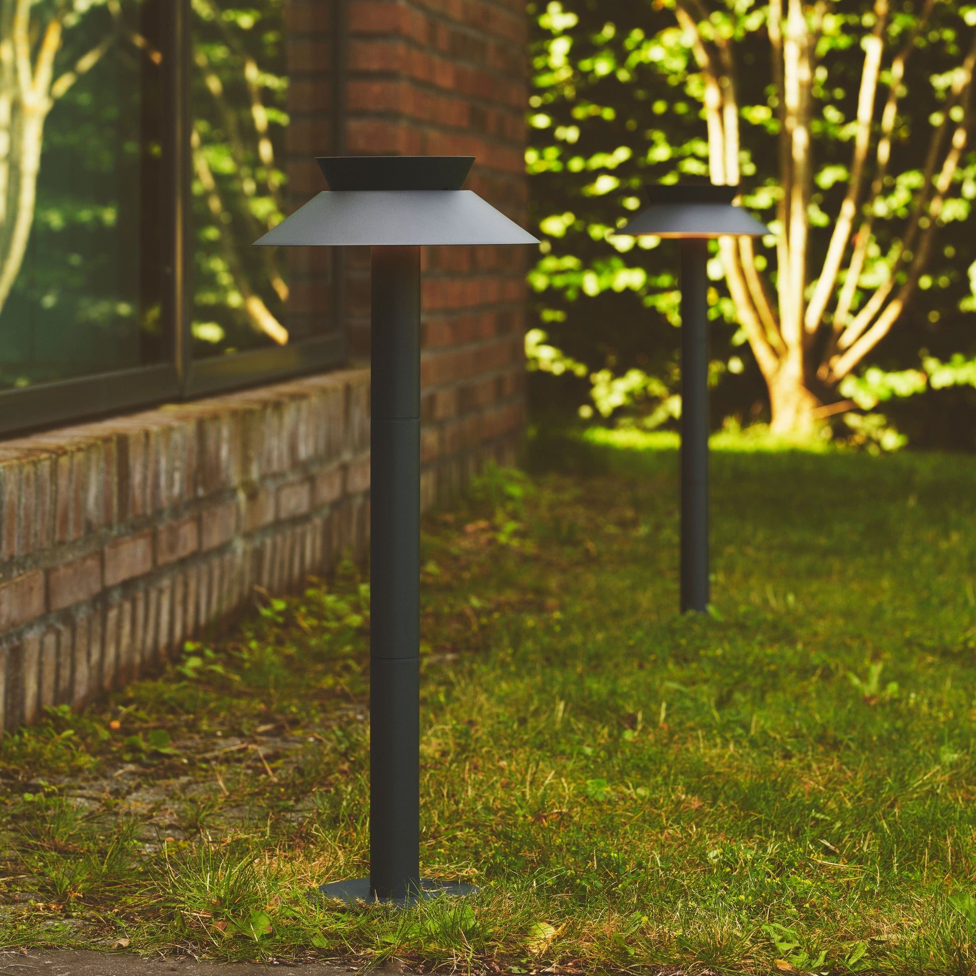 Justina Solar Garden Light