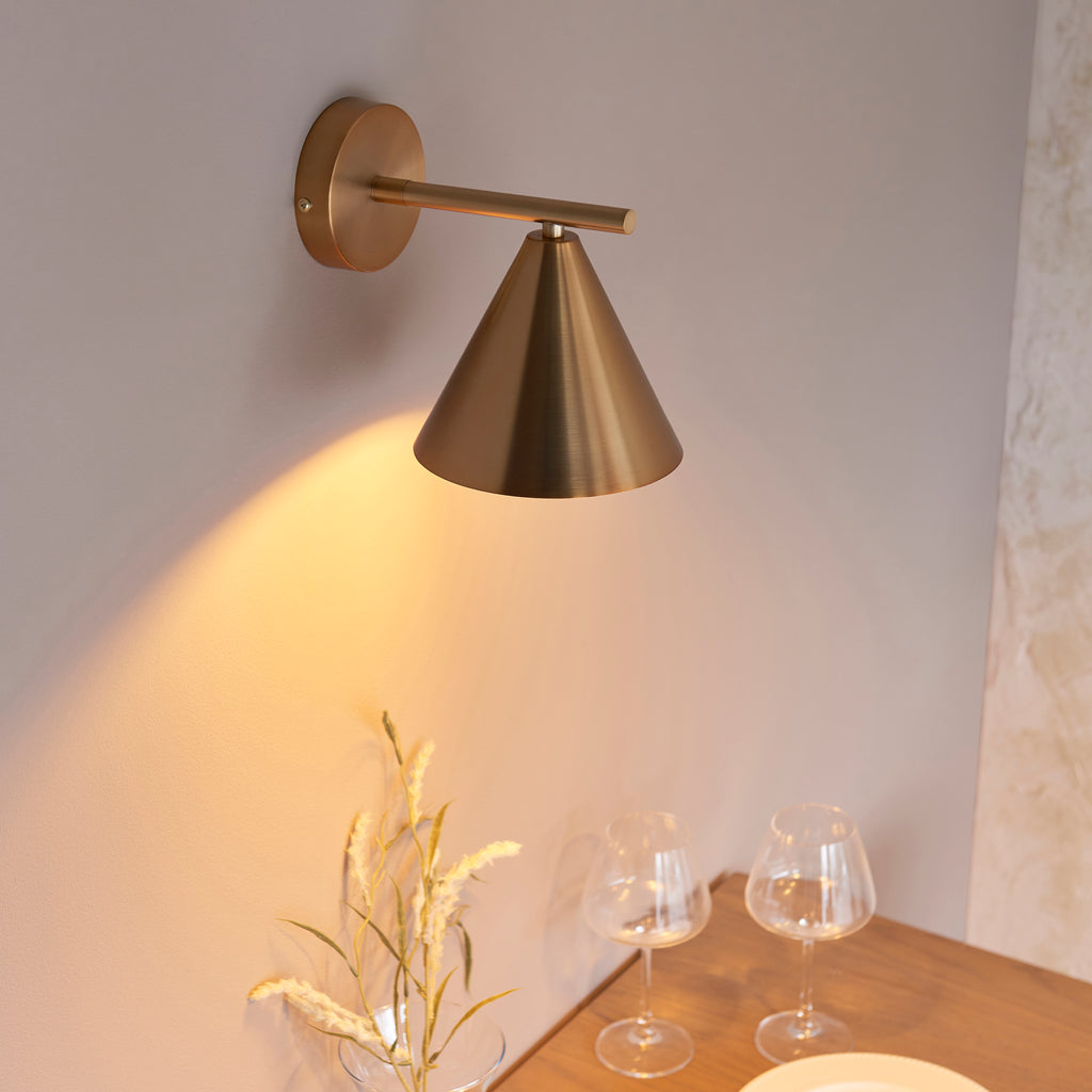 Cape Wall Light
