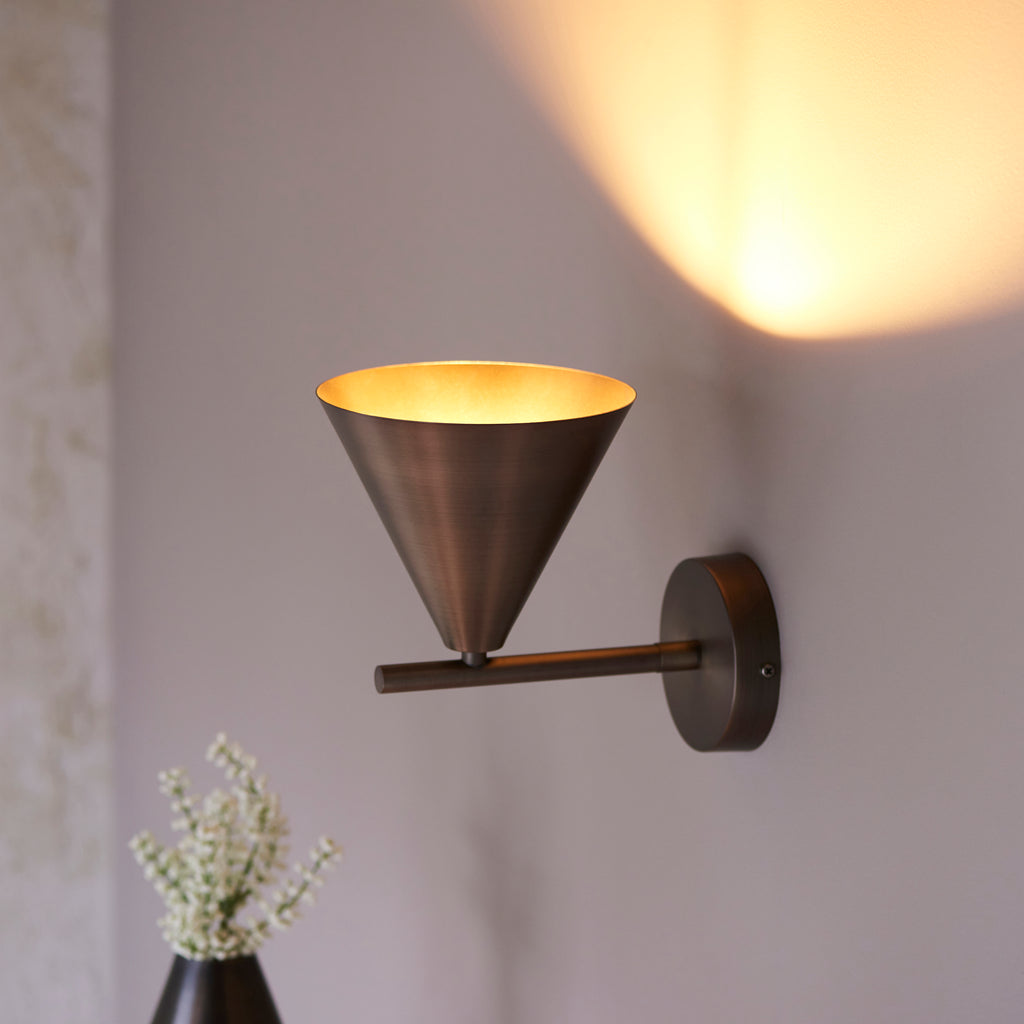 Cape Wall Light