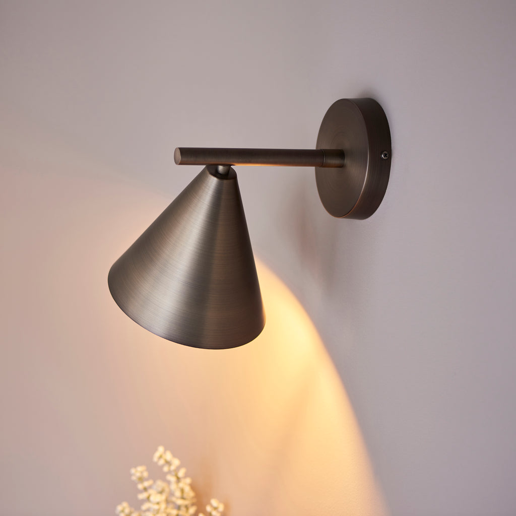 Cape Wall Light
