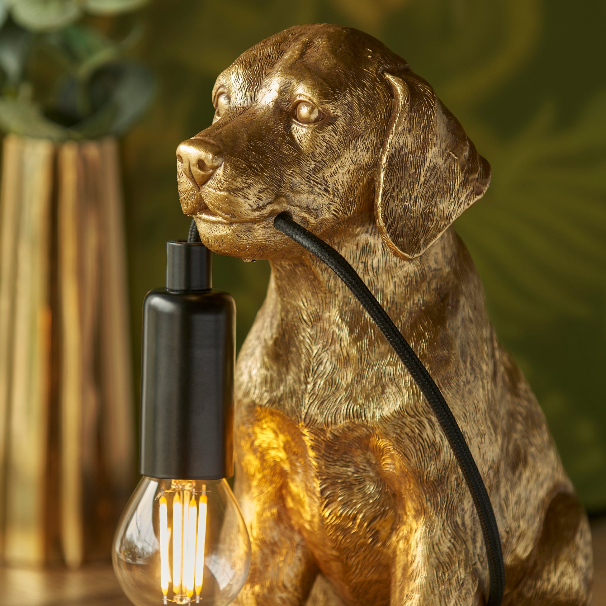 The Labrador Table Lamp