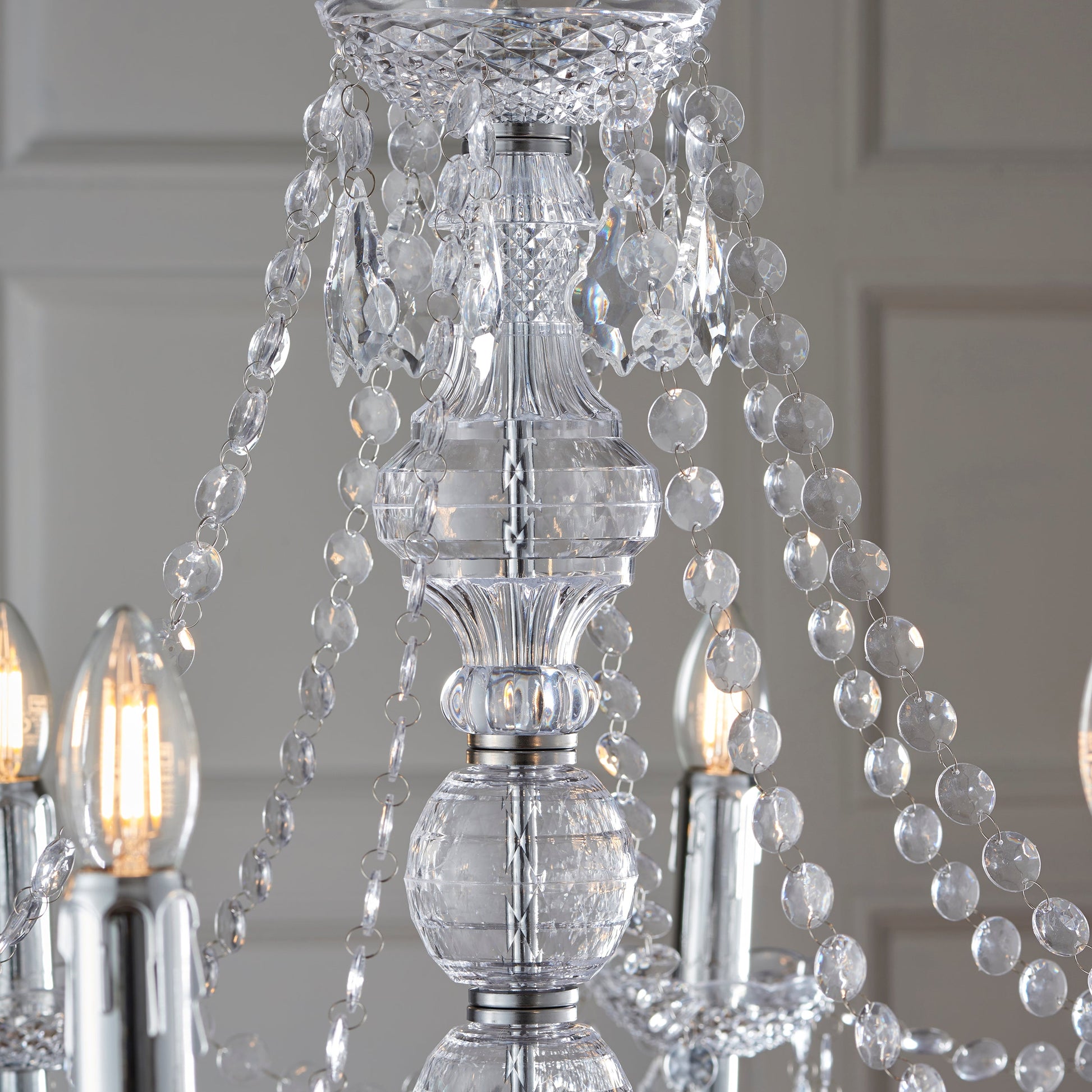 Clarence 8-Light Pendant Chandelier
