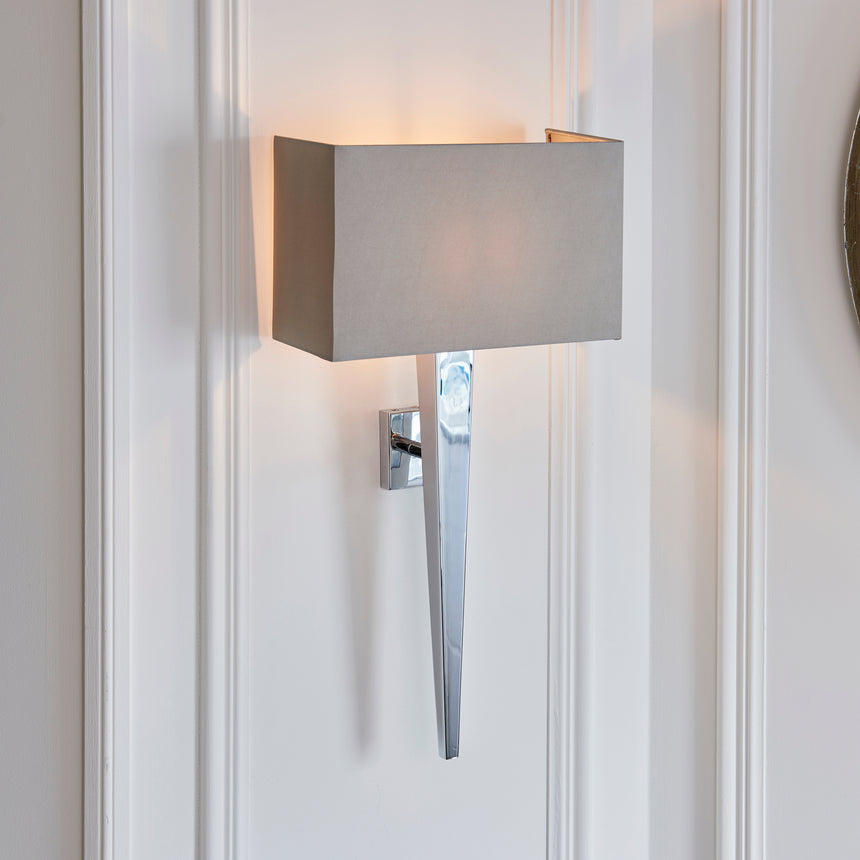 Moreto Wall Light
