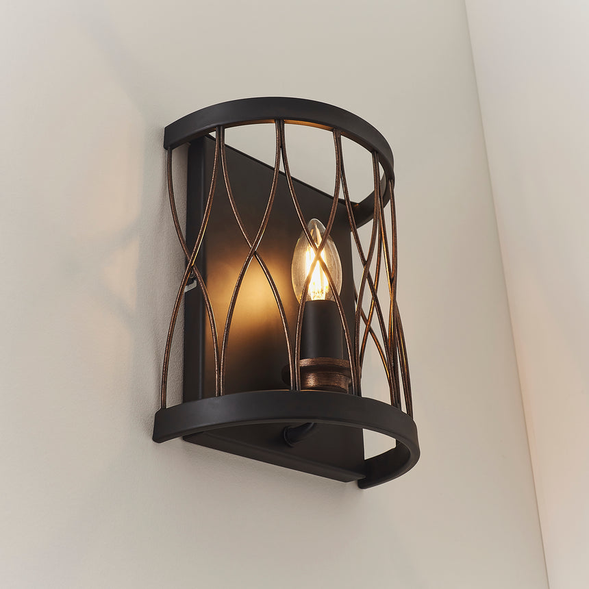 Heston Wall Light, Black/Bronze