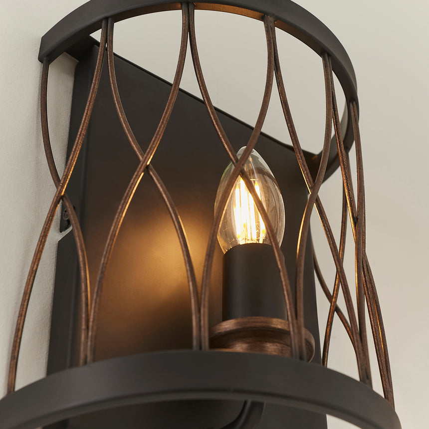 Heston Wall Light, Black/Bronze