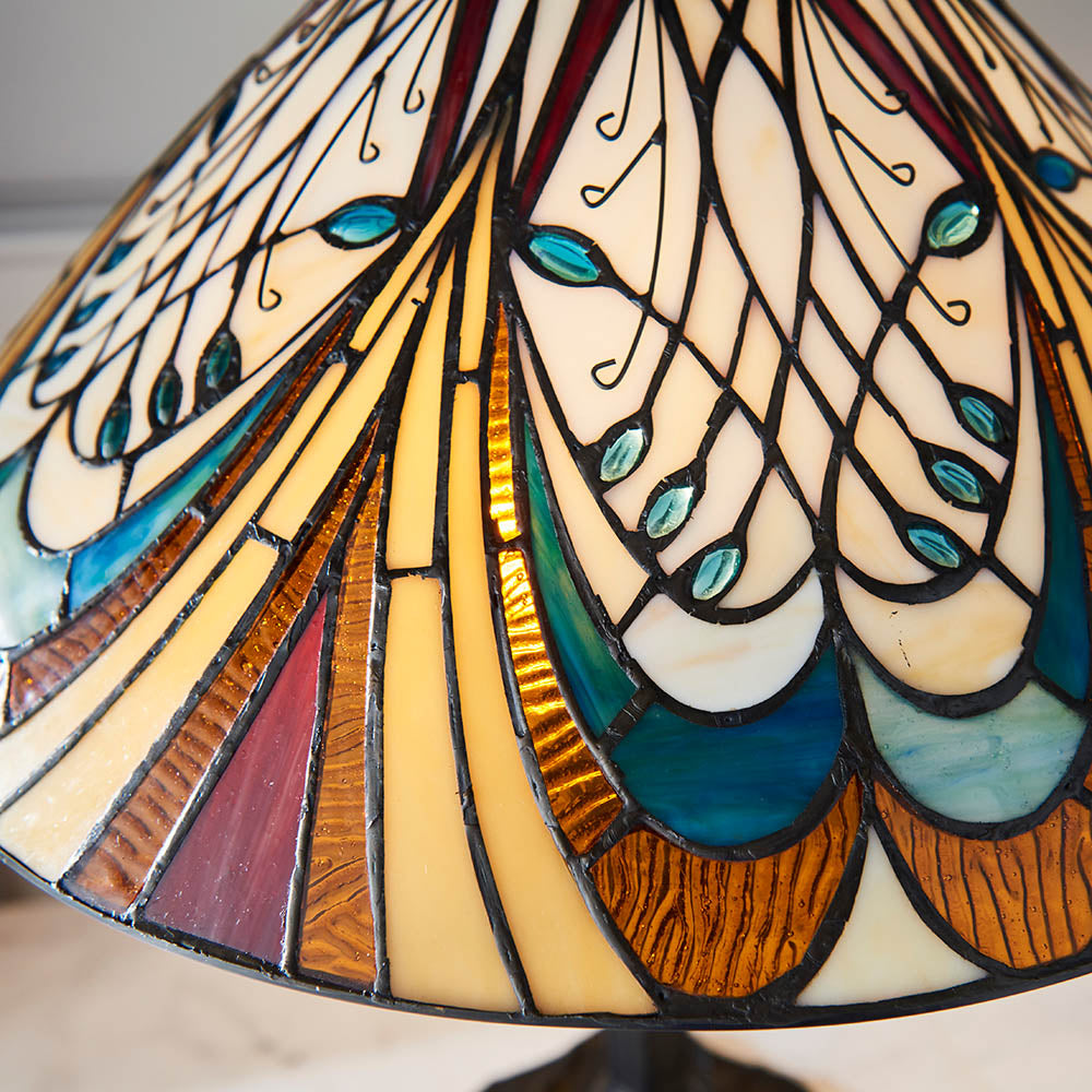 Hector Medium Tiffany Table Lamp