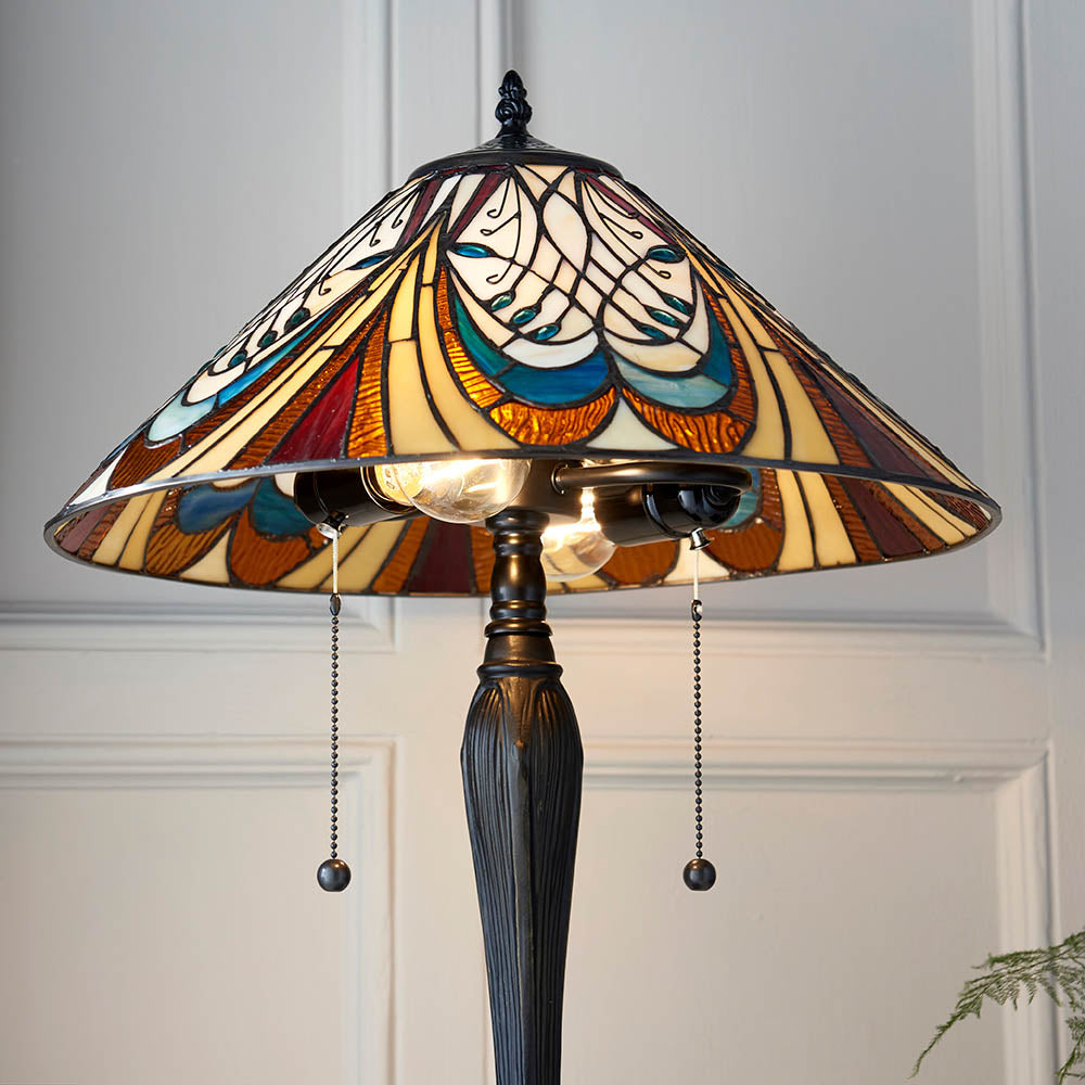 Hector Medium Tiffany Table Lamp