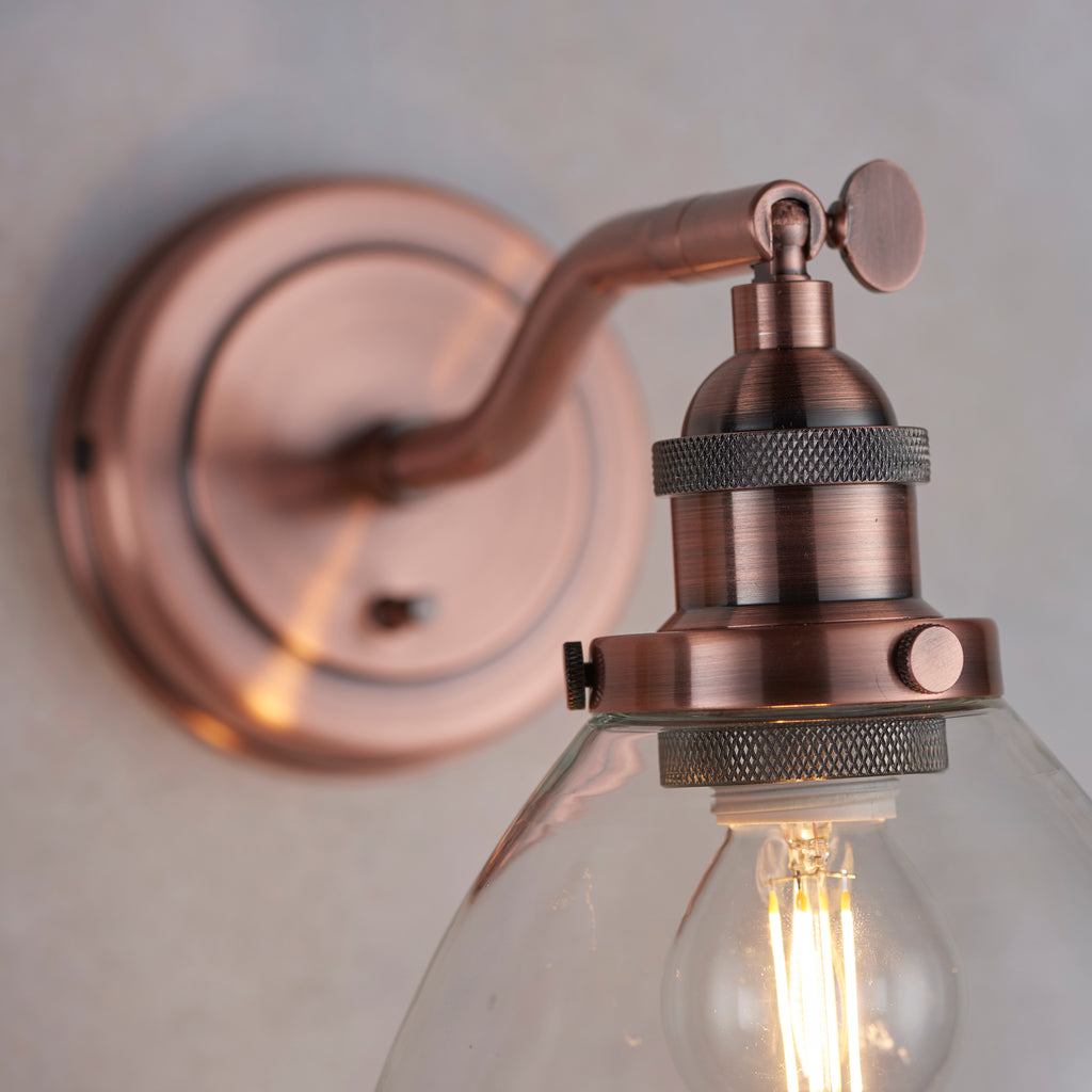 Hansen Wall Light