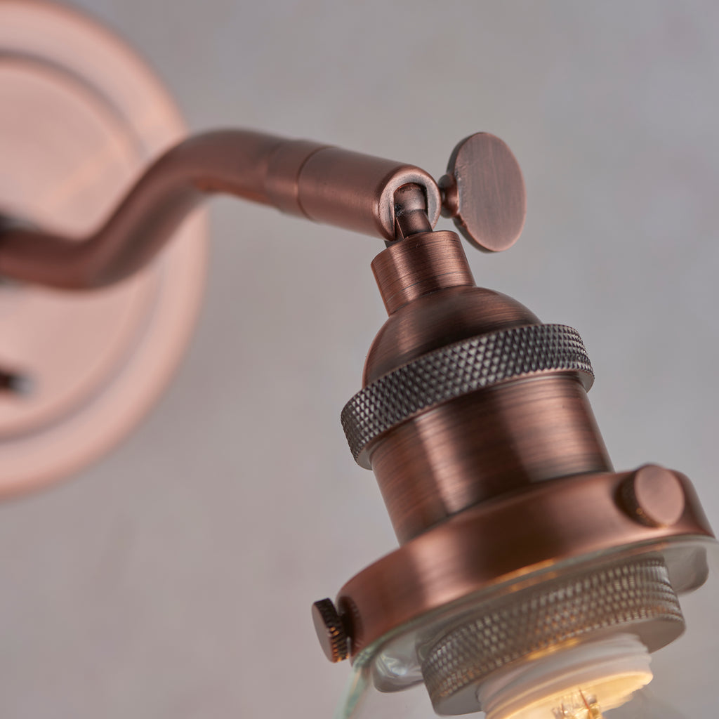 Hansen Wall Light