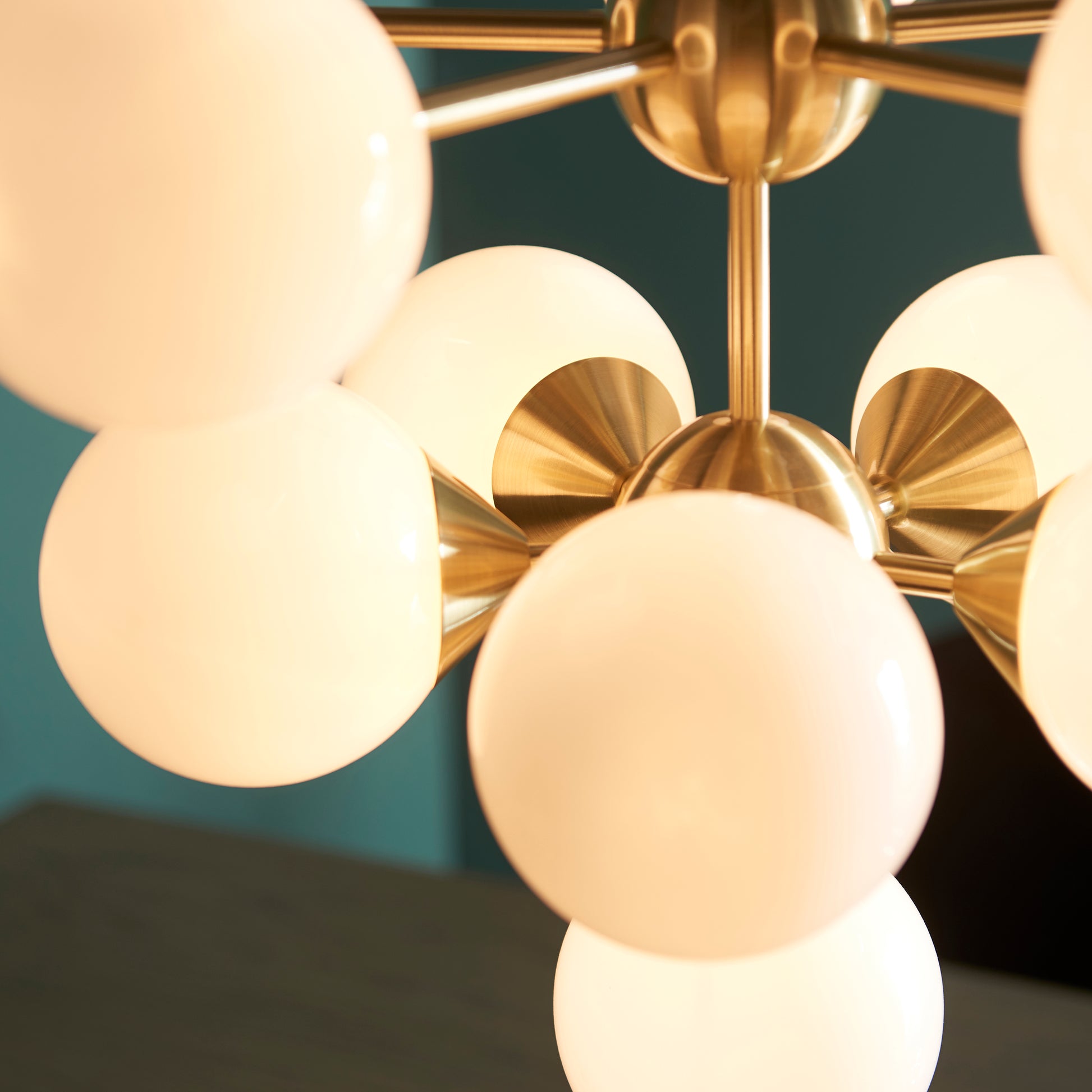 Oscar 11 Light Pendant Light