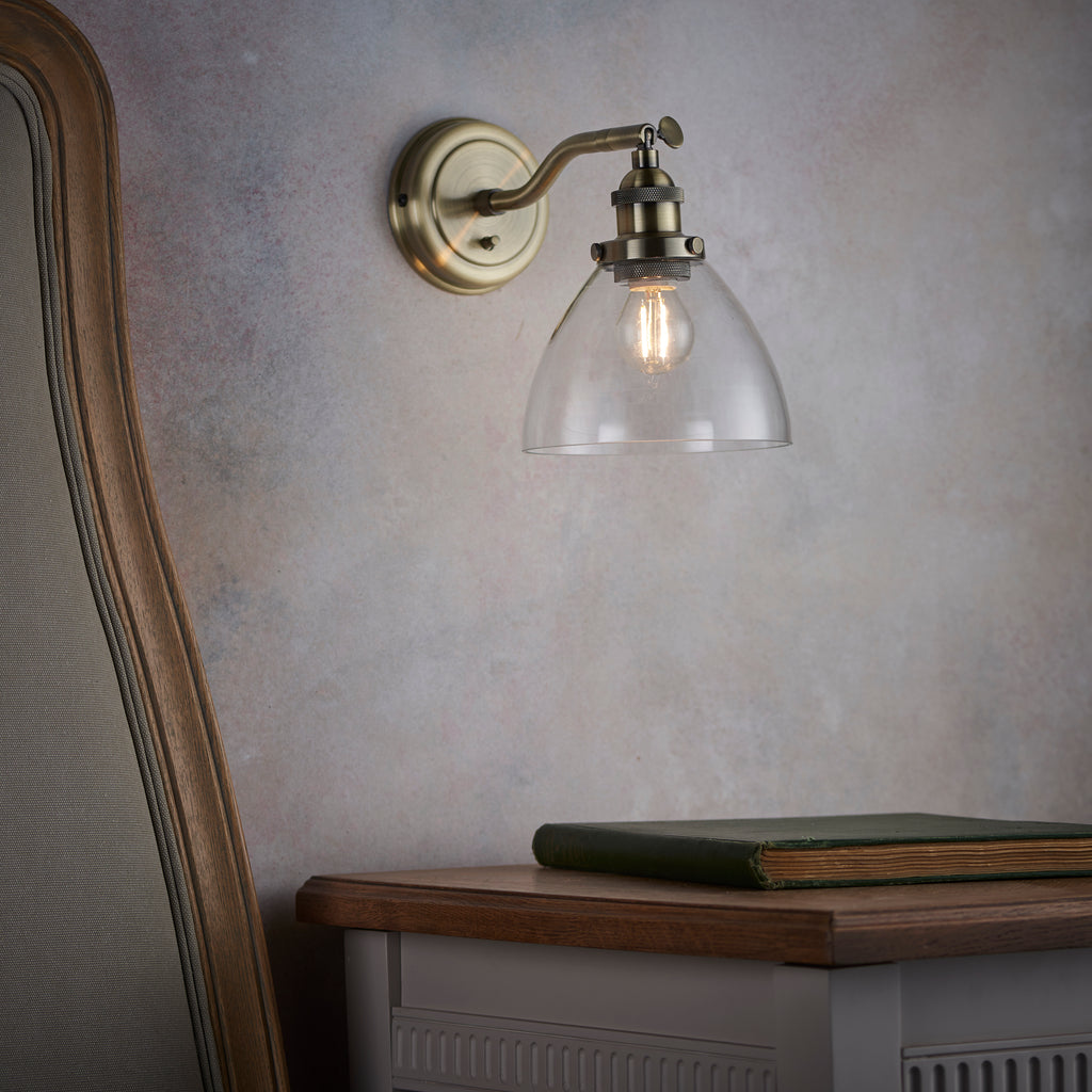 Hansen Wall Light