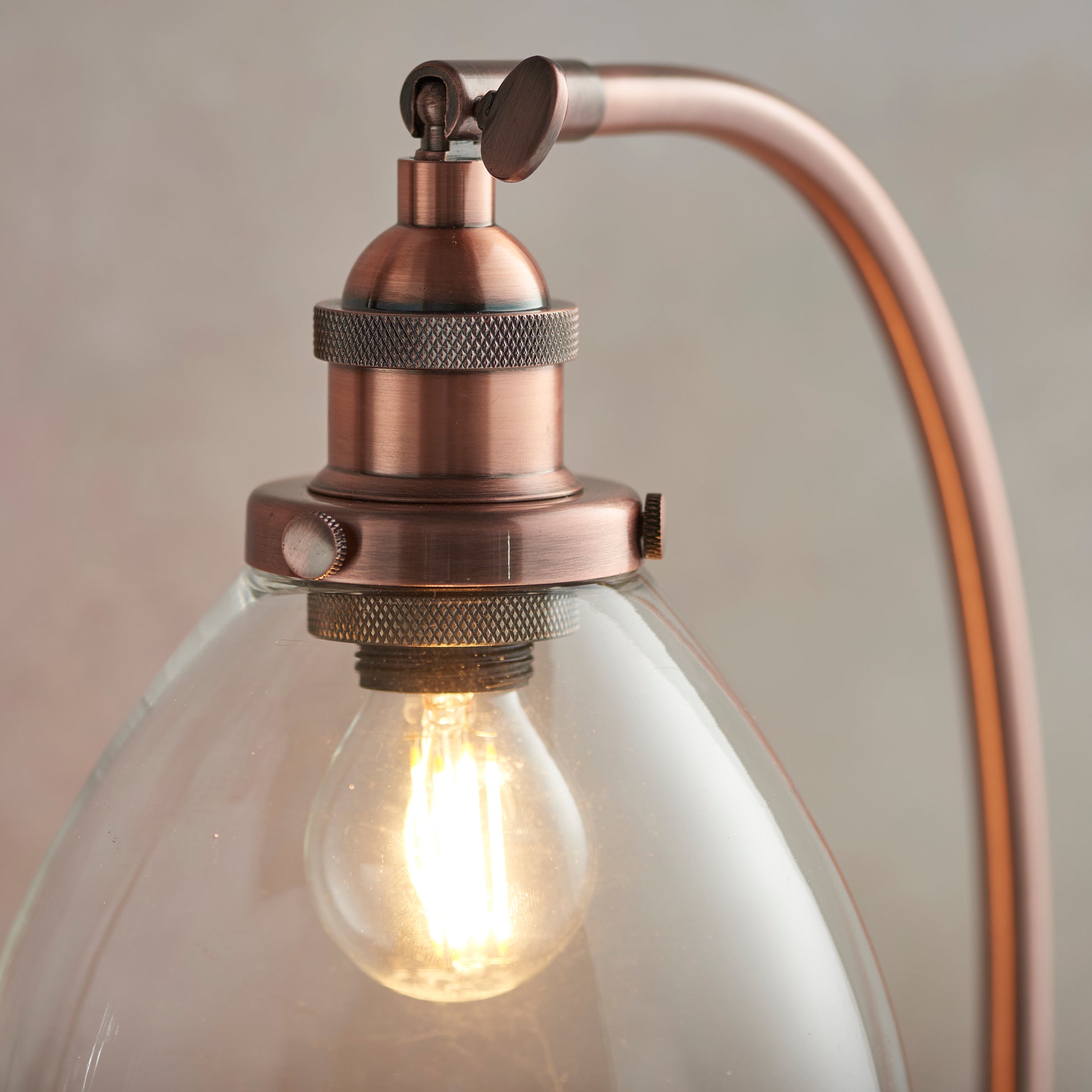 Hansen Desk Lamp