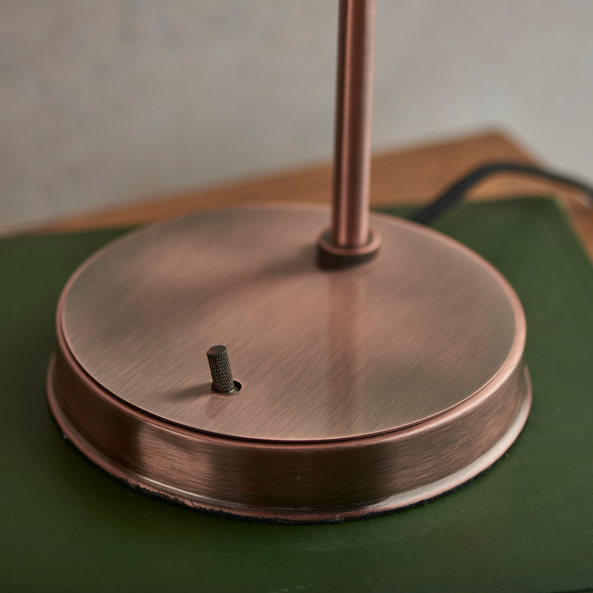 Hansen Table Lamp