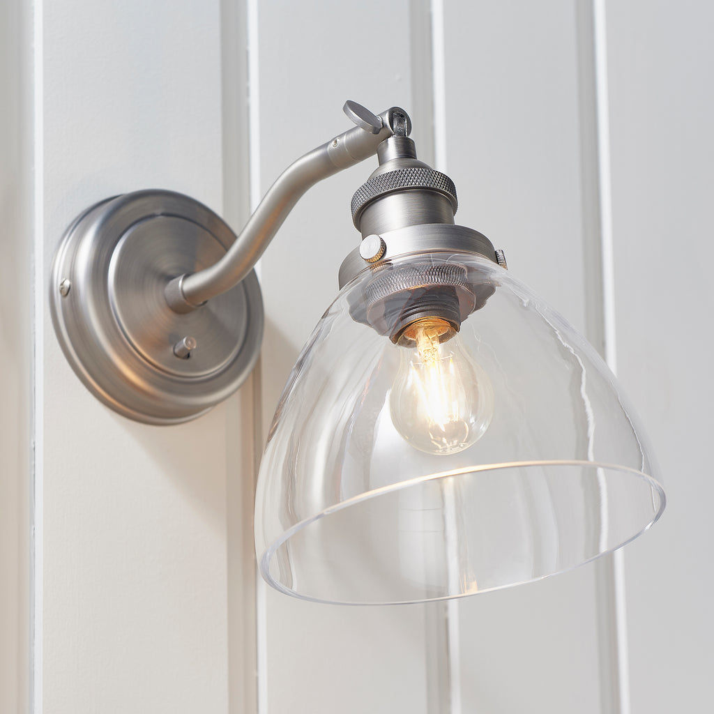 Hansen Wall Light