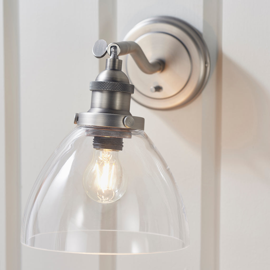 Hansen Wall Light