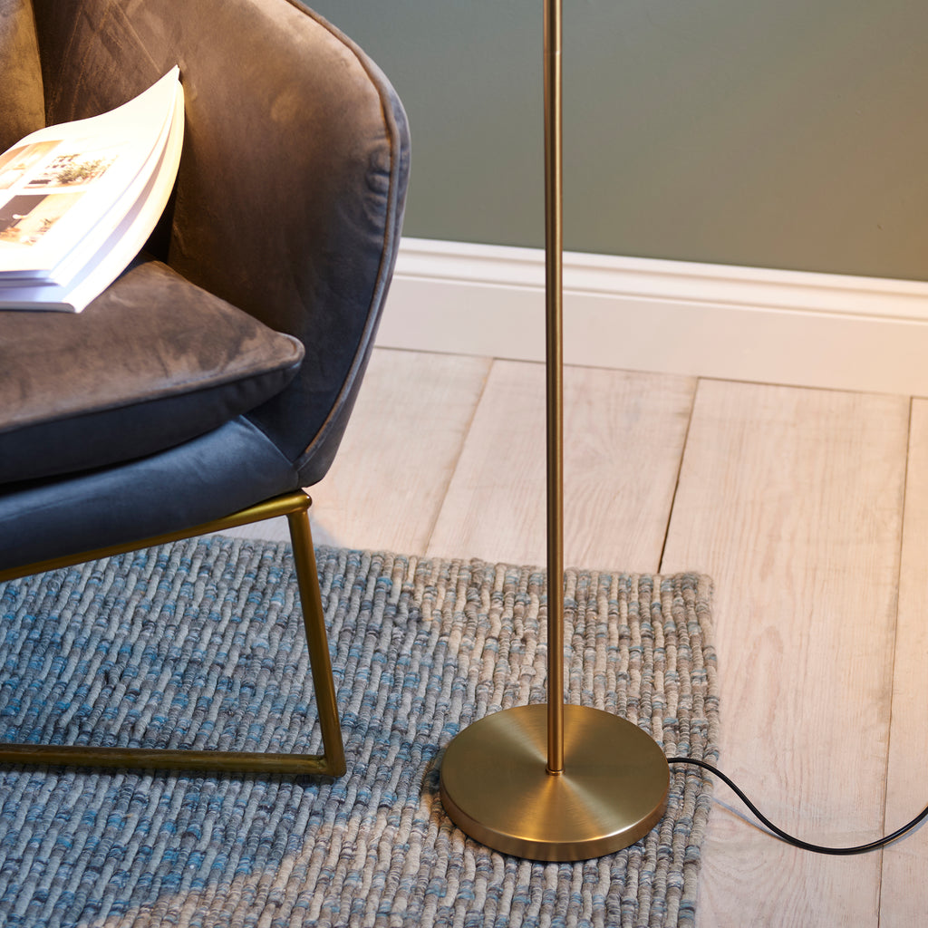 Dedicated Reader Floor Lamp
