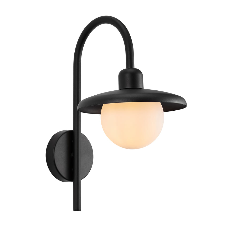 Berlo Outdoor Wall Light