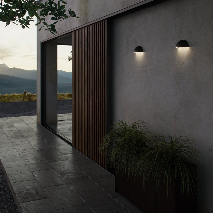 Arcus Smart Outdoor Wall Light