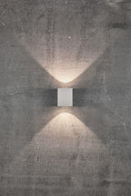 Canto Kubi 2 LED Wall Light