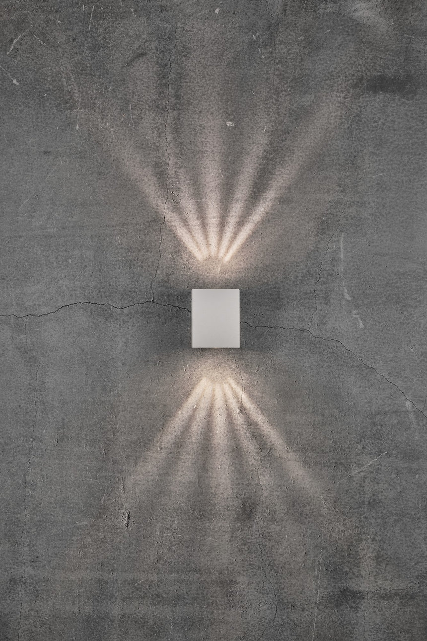 Canto Kubi 2 LED Wall Light
