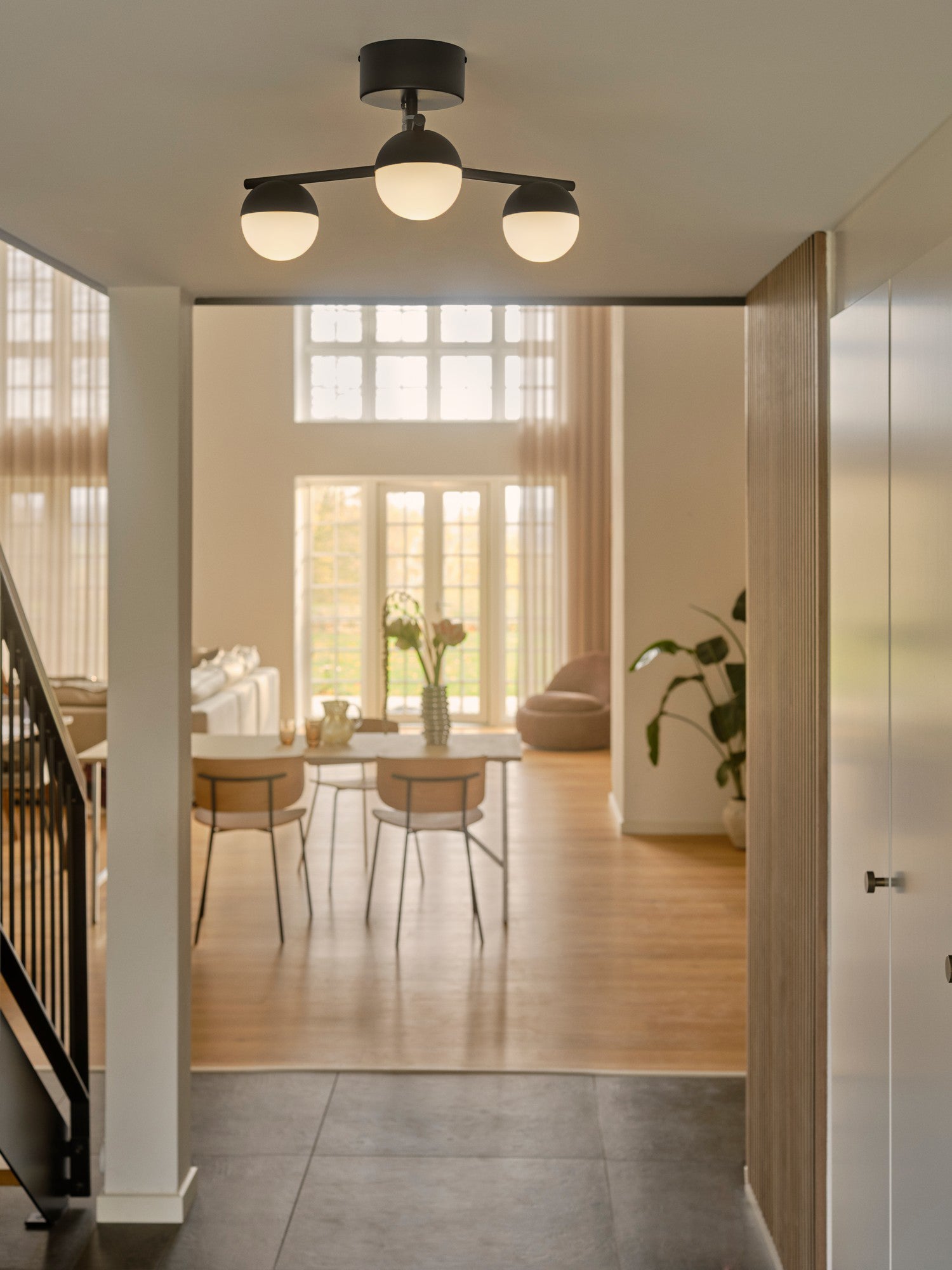 Contina Ceiling Light