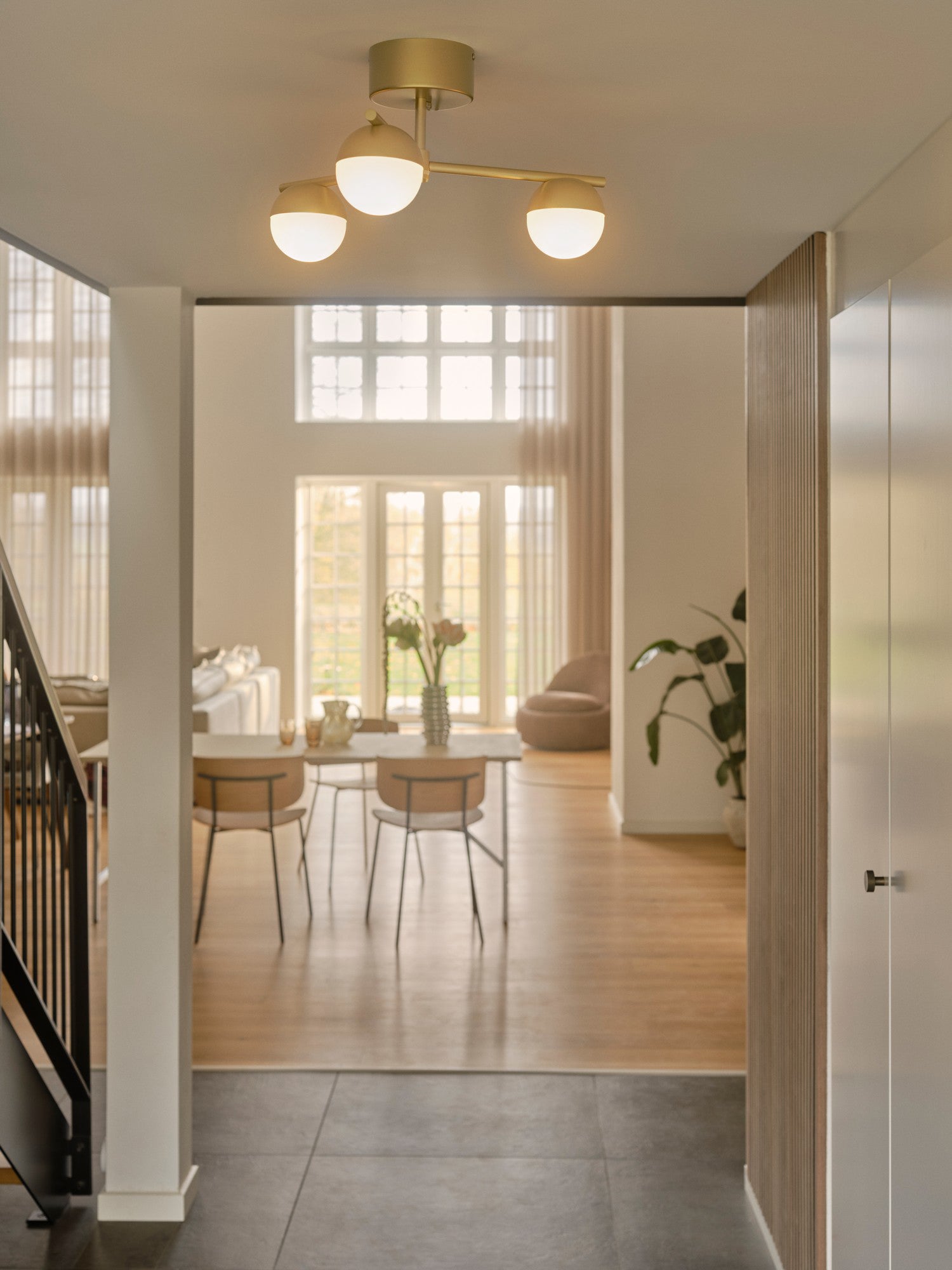 Contina Ceiling Light