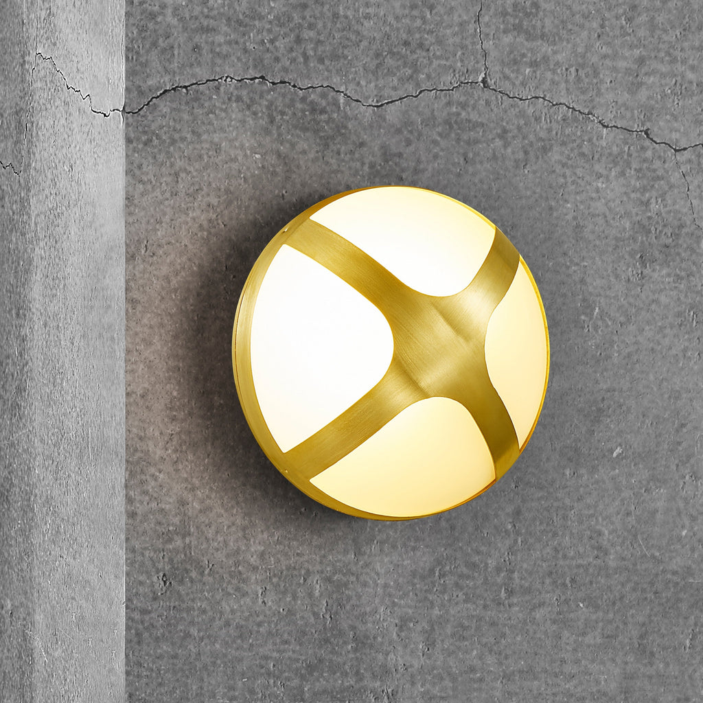 Cross 20 Outdoor Wall Light