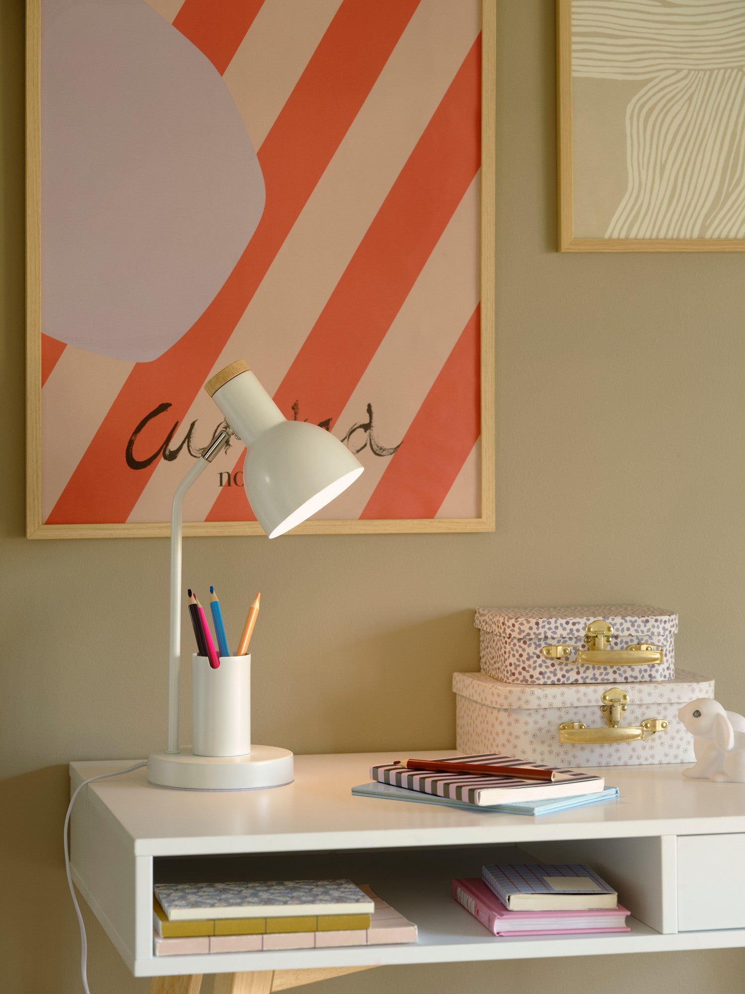 Devone Table Lamp