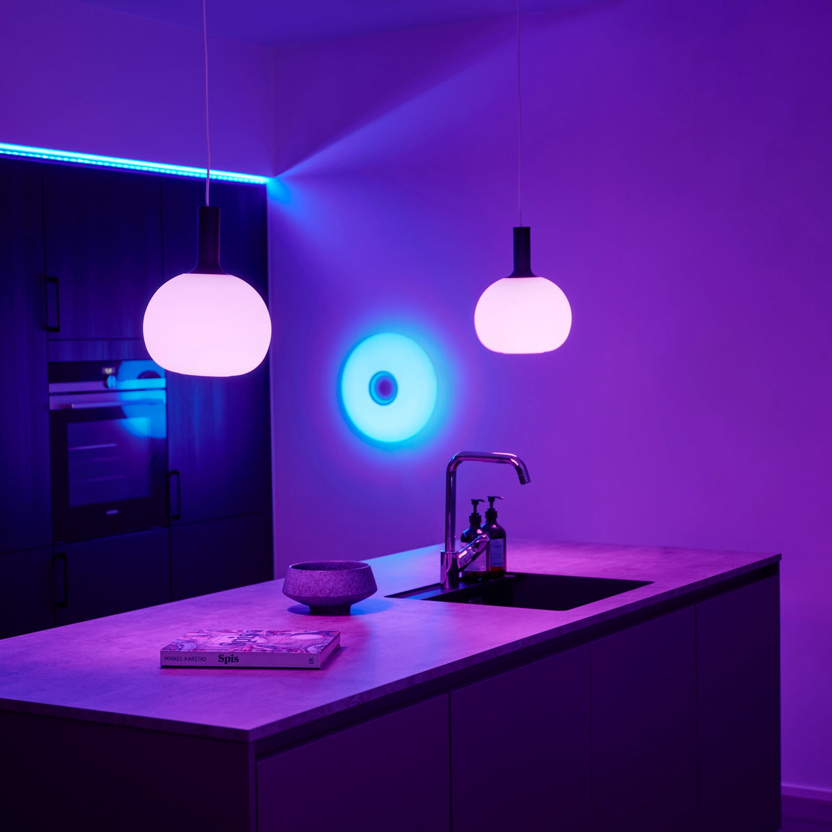 Djay Smart Light with Bluetooth Speaker, IP54