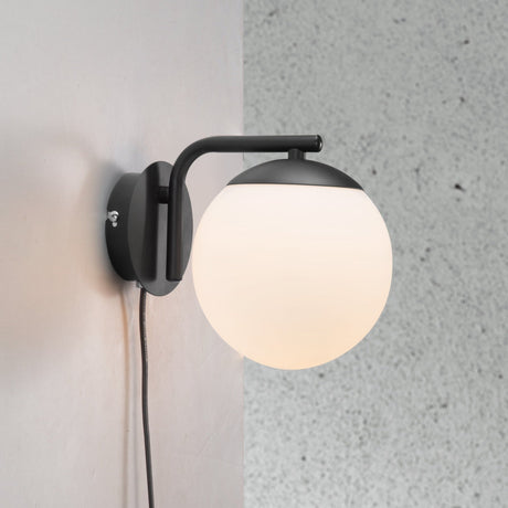 Grant Wall Light