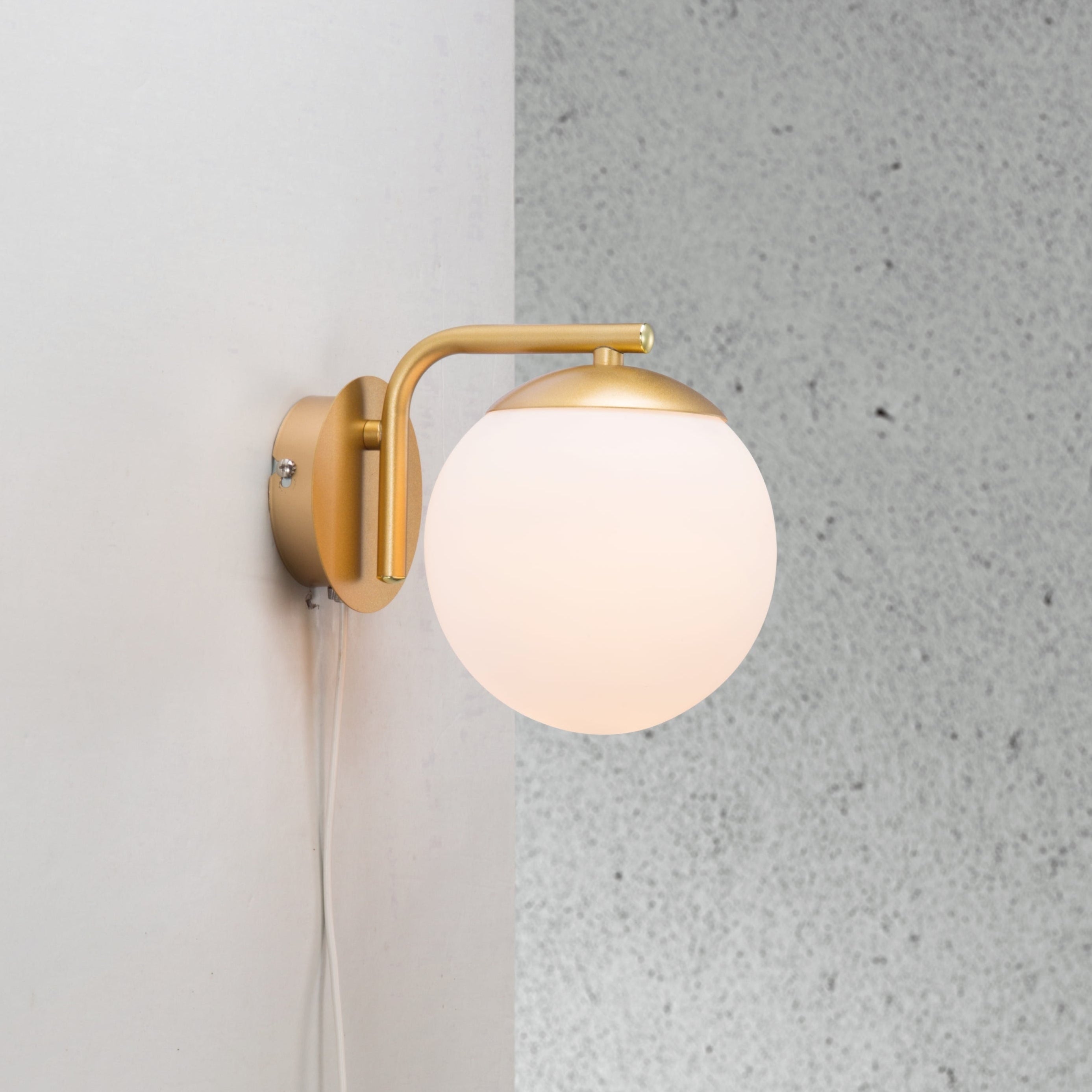 Grant Wall Light