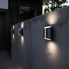 Grip Smart Wall Light, Black