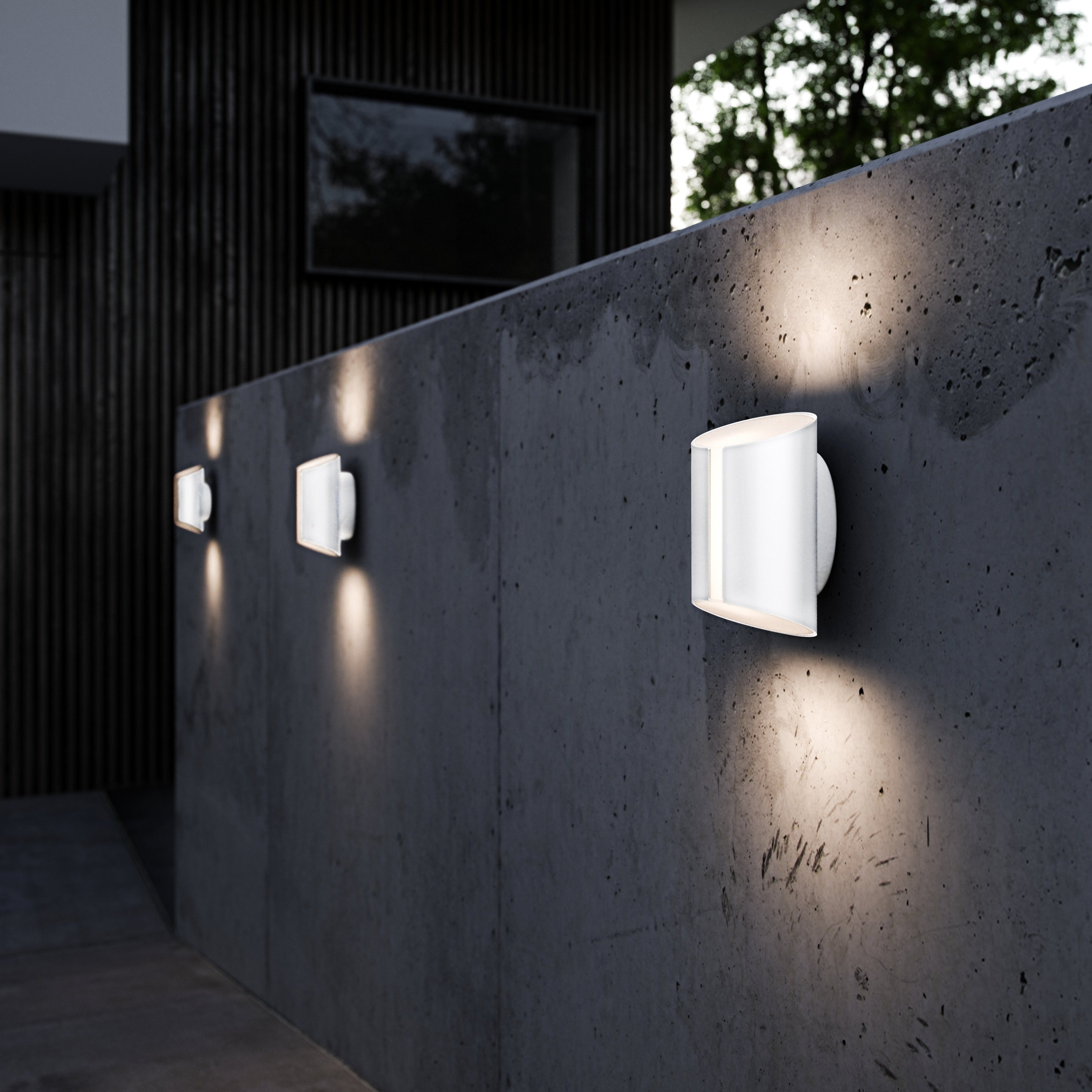 Grip Smart Wall Light, White