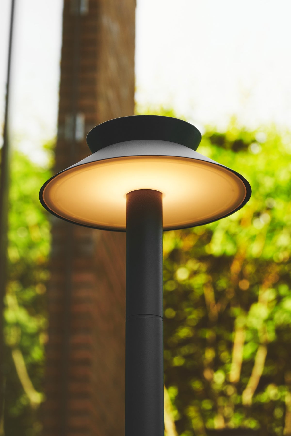 Justina Solar Garden Light