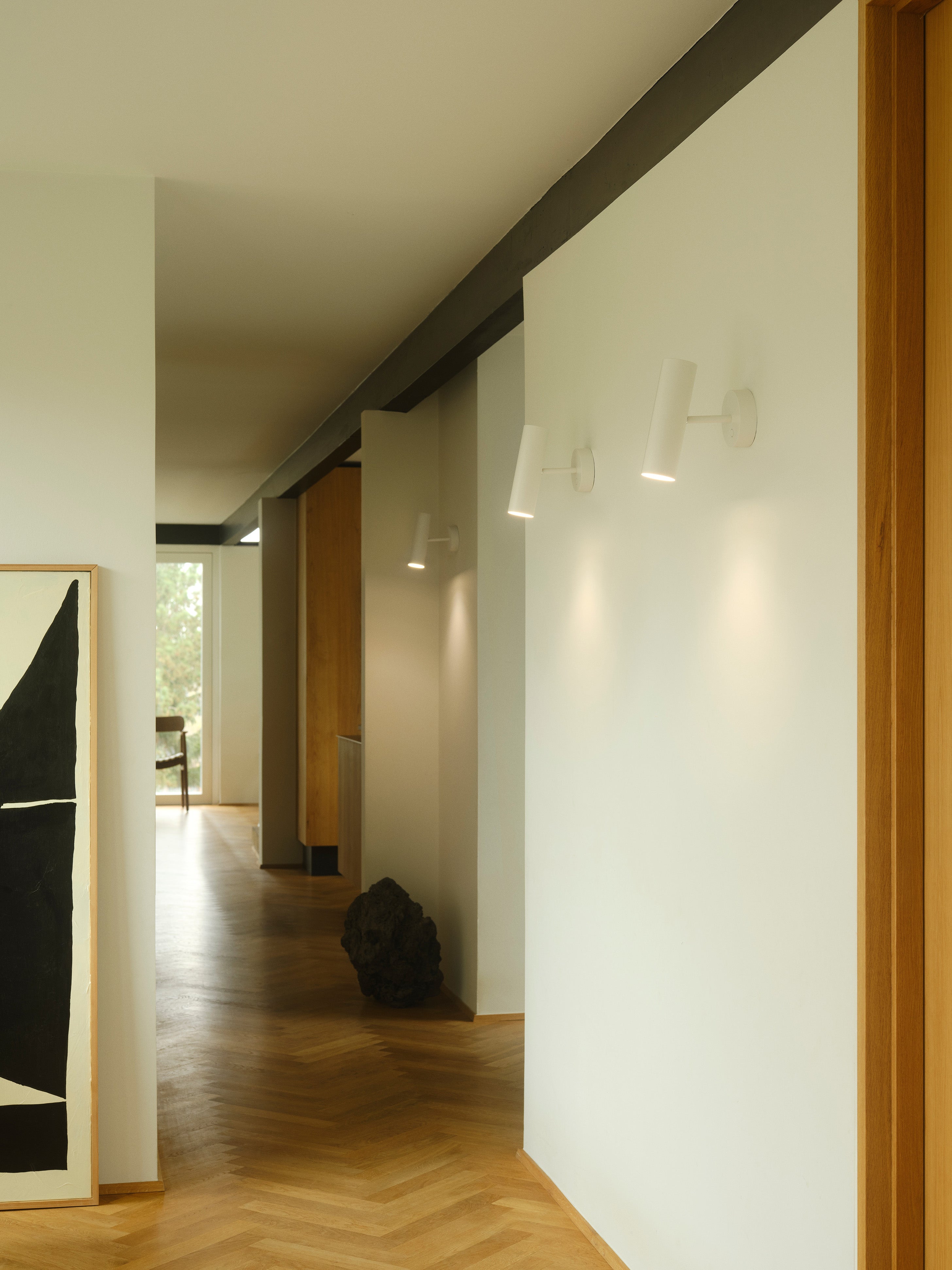 MIB 6 Wall Light