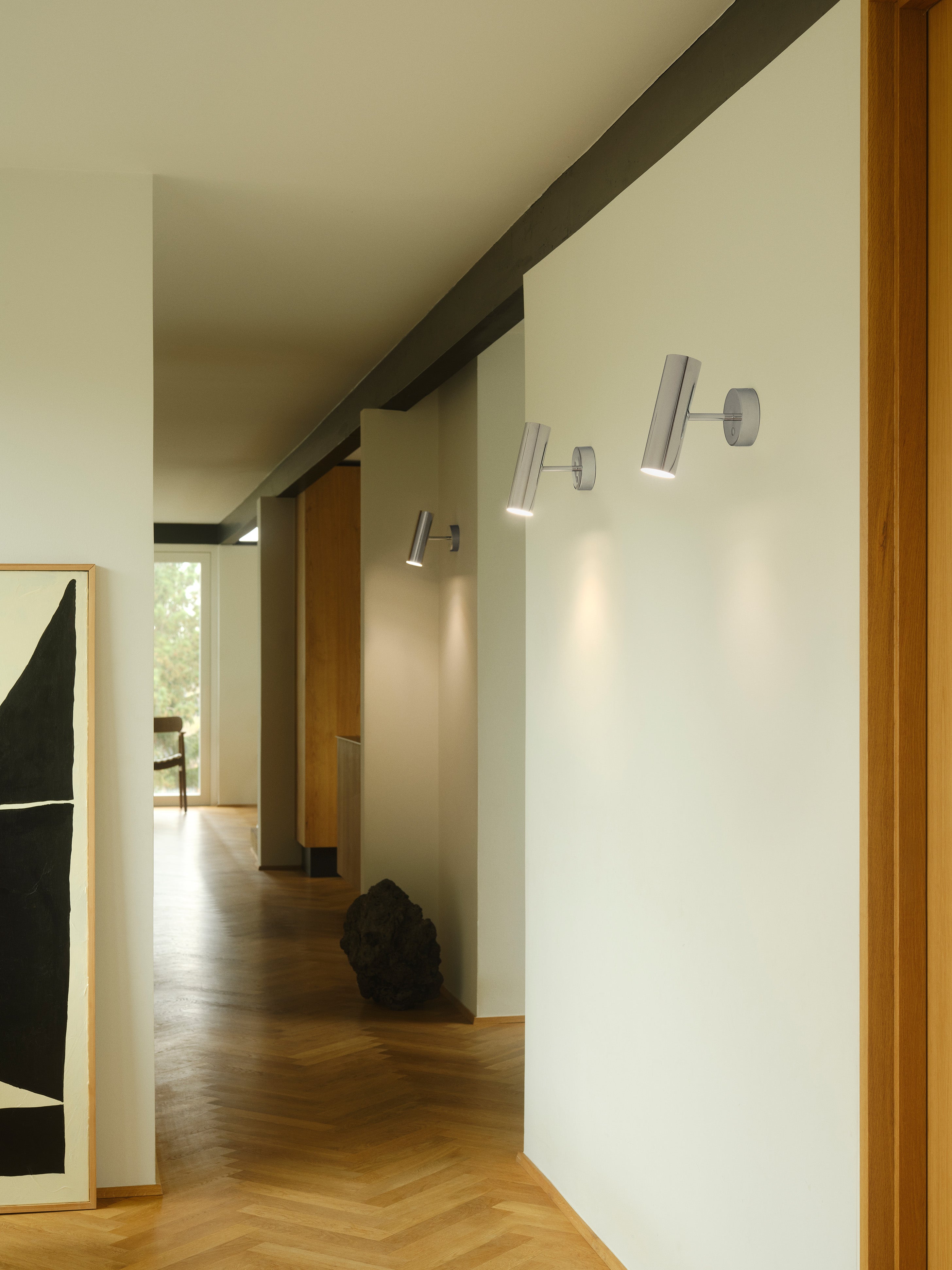 MIB 6 Wall Light