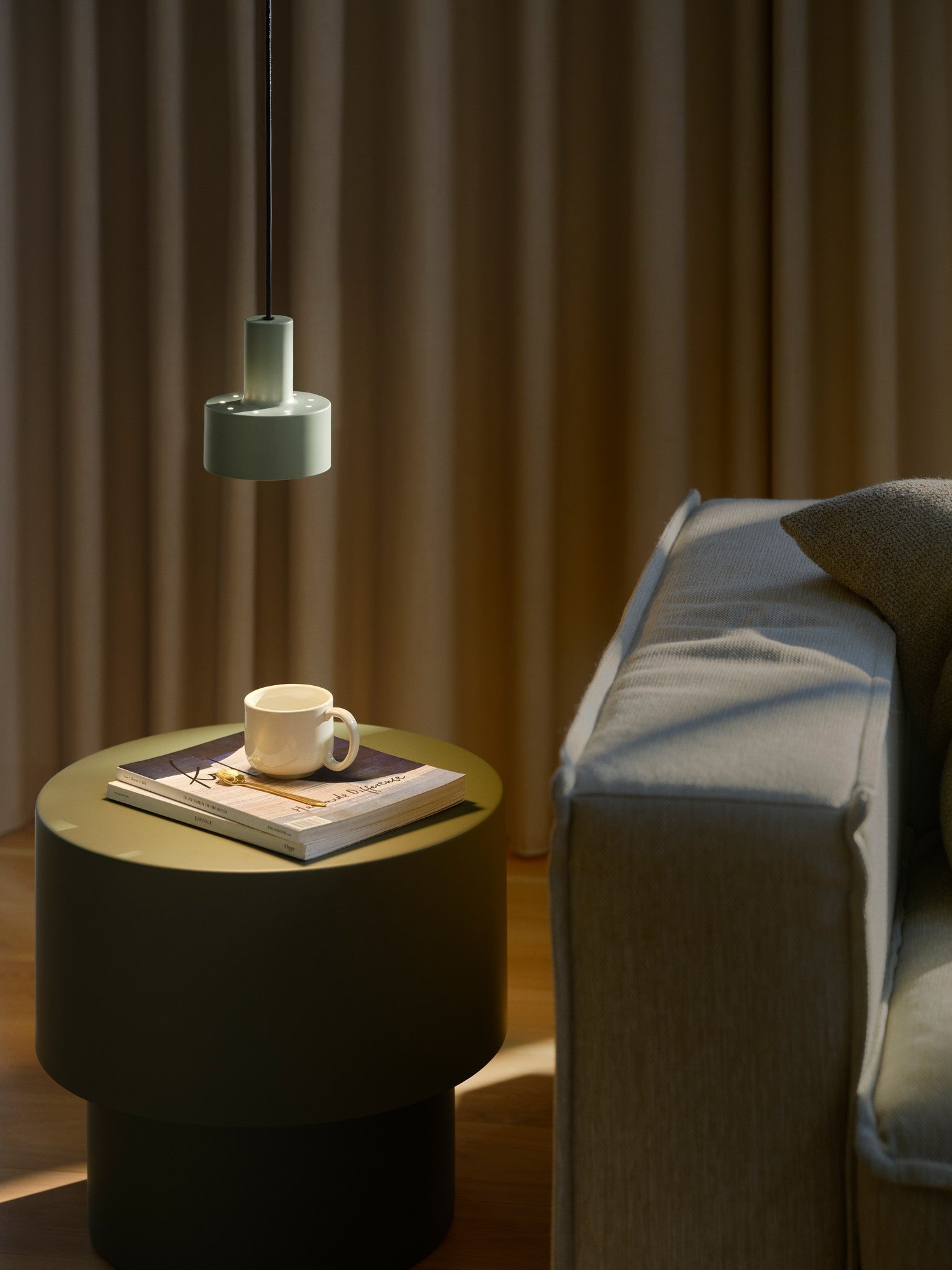 Matis Pendant Light