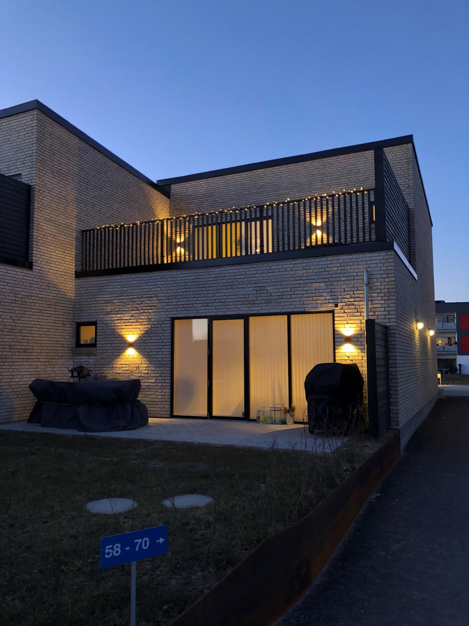 Rold LED Outdoor Round Wall Light