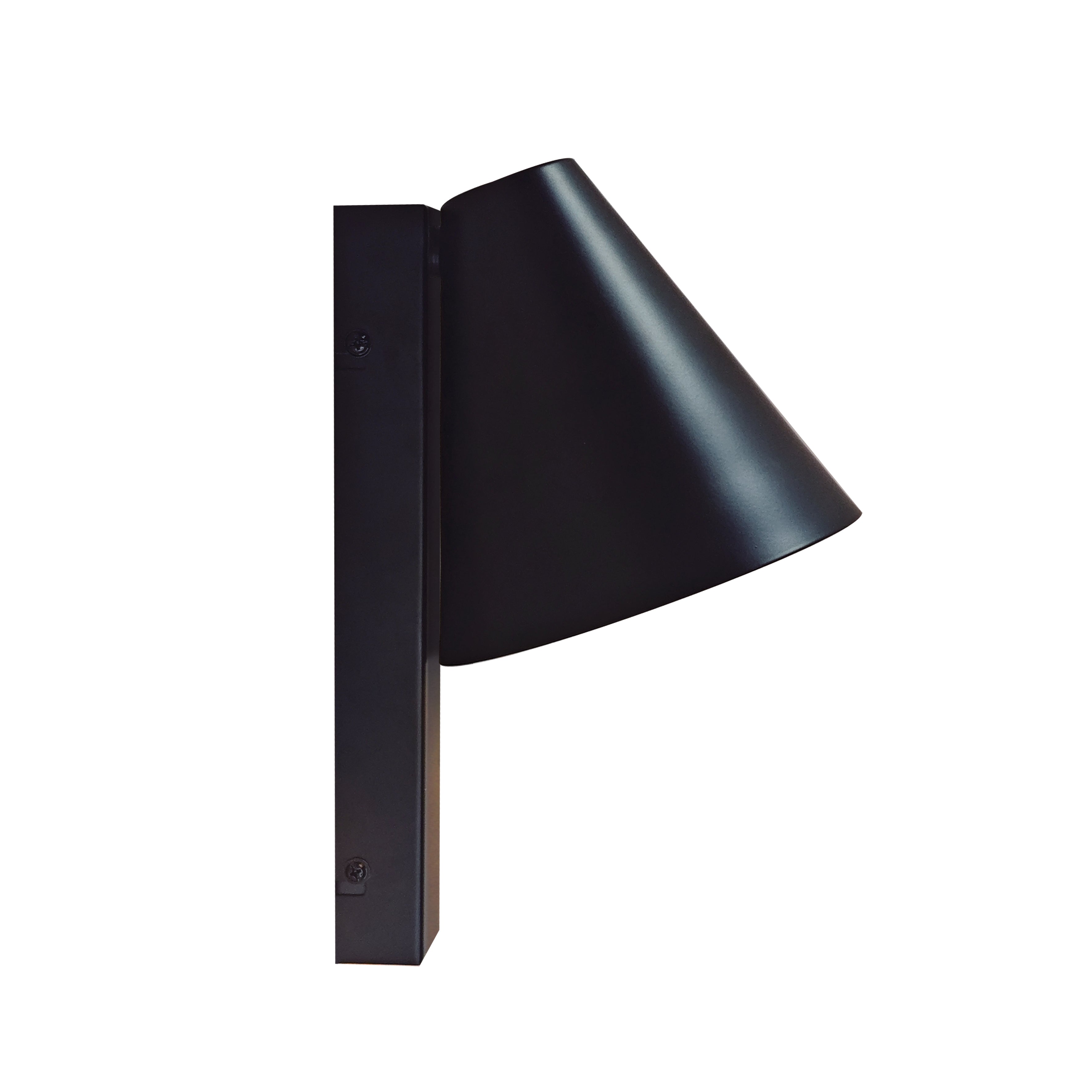 Wilmer Wall Light