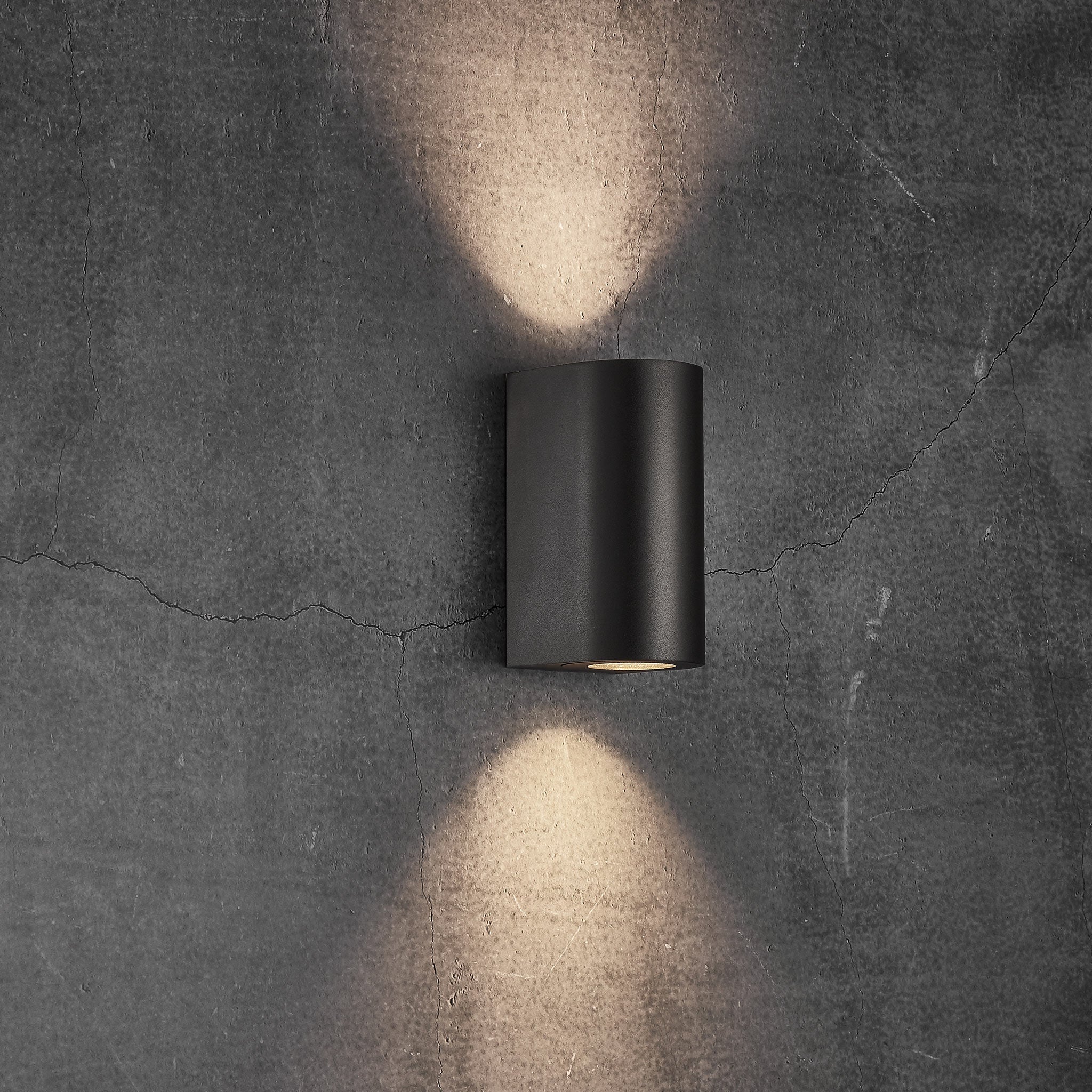 Canto Maxi 2 Outdoor Wall Light