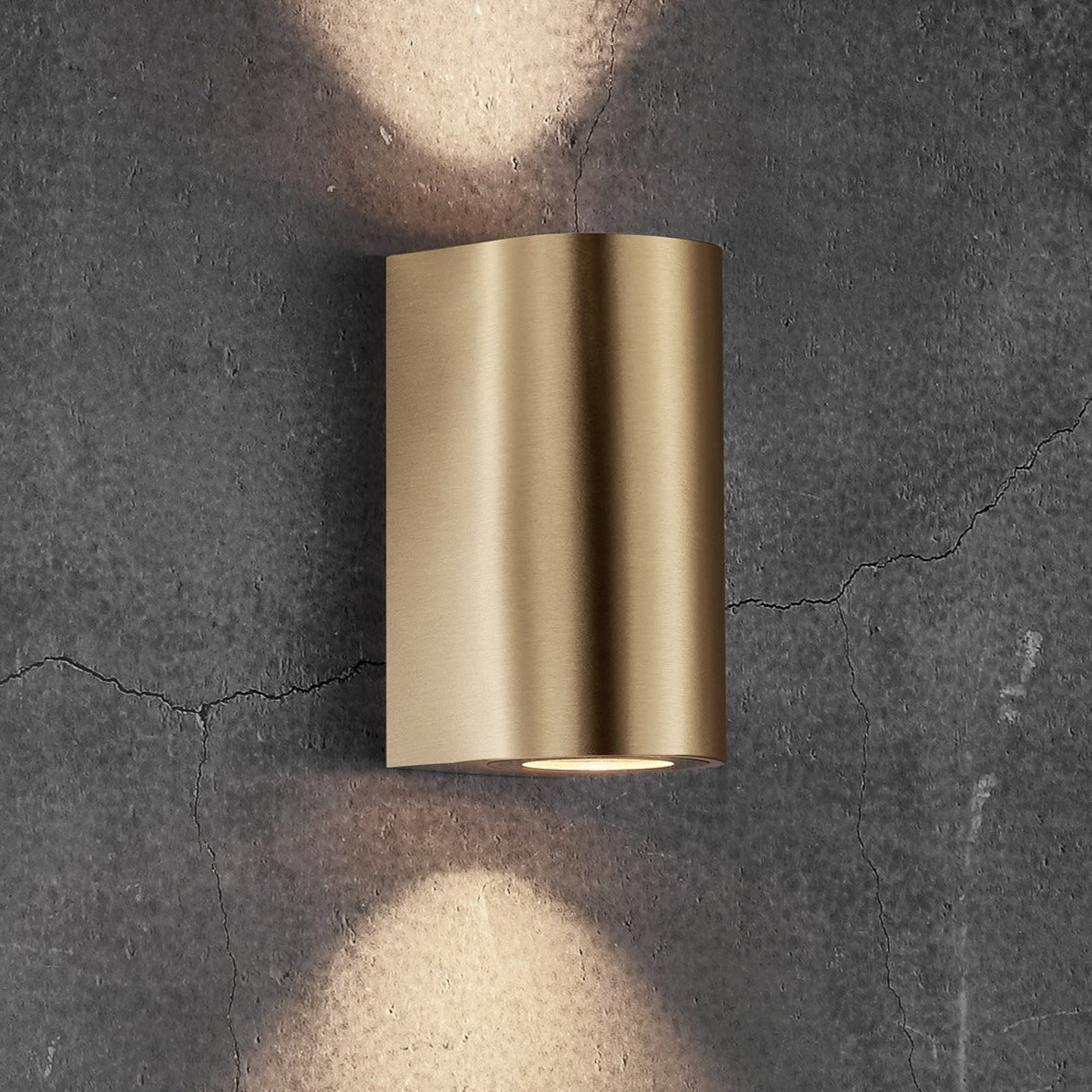 Canto Maxi 2 Outdoor Wall Light