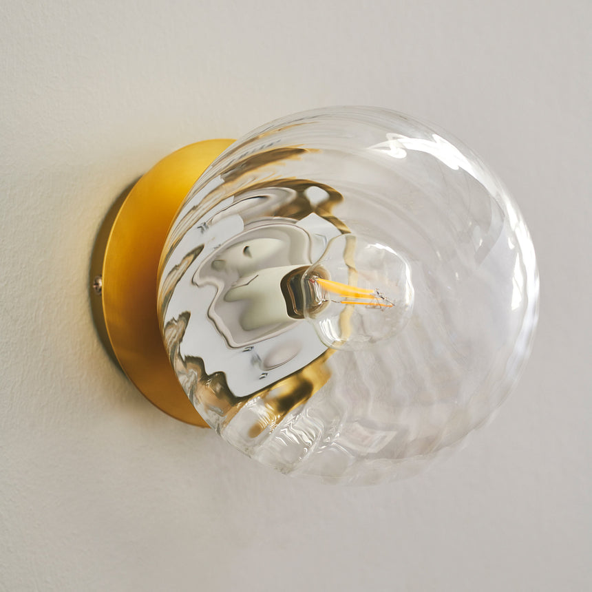 Chisell Wall Light