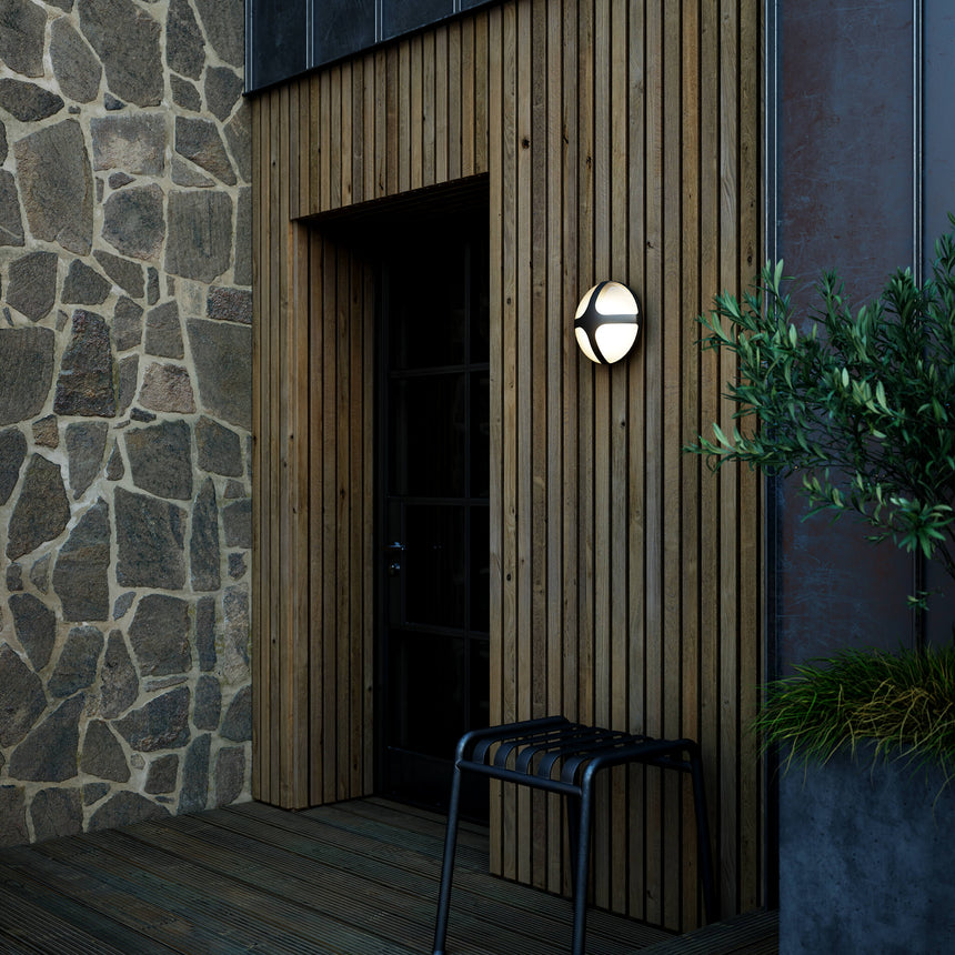 Cross 25 Outdoor Wall Light